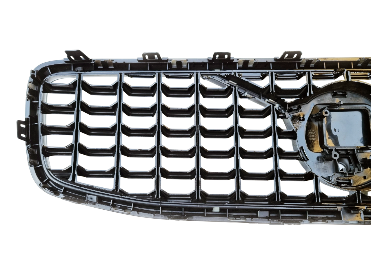 Volvo S90 2016-2020 решетка радиатора черная под камеру