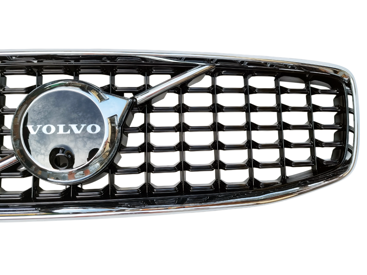 Volvo S90 2016-2020 решетка радиатора R design под камеру