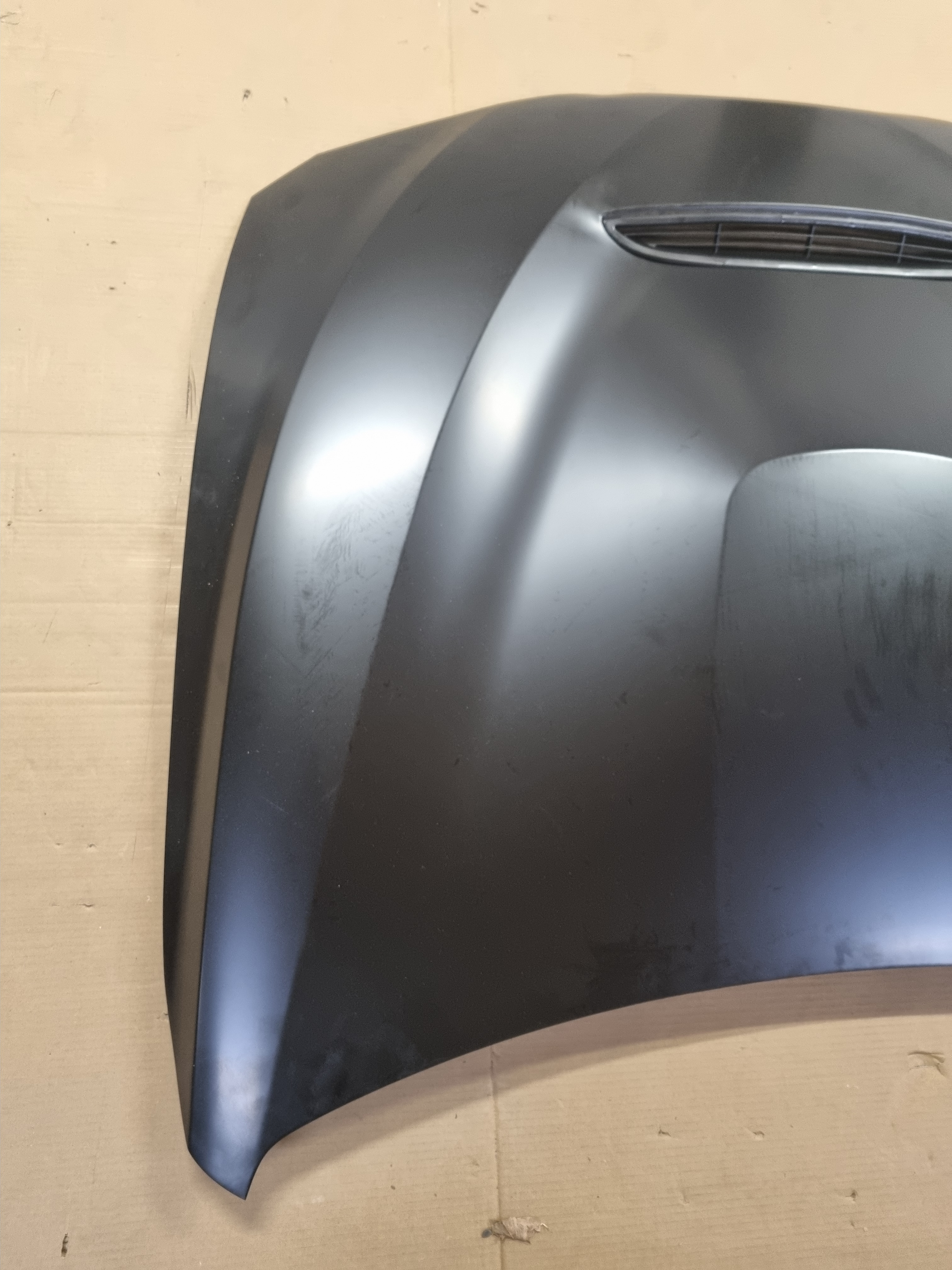 Дефект BMW F30 F32 капот в стиле M3 GTS F80 M4