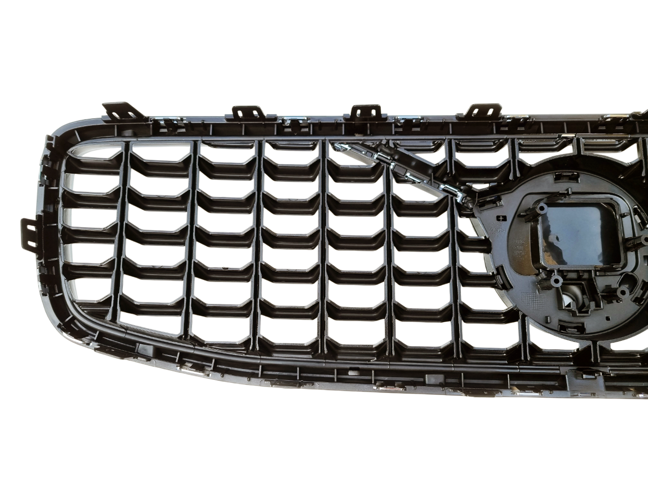 Volvo S90 2016-2020 решетка радиатора R design под камеру