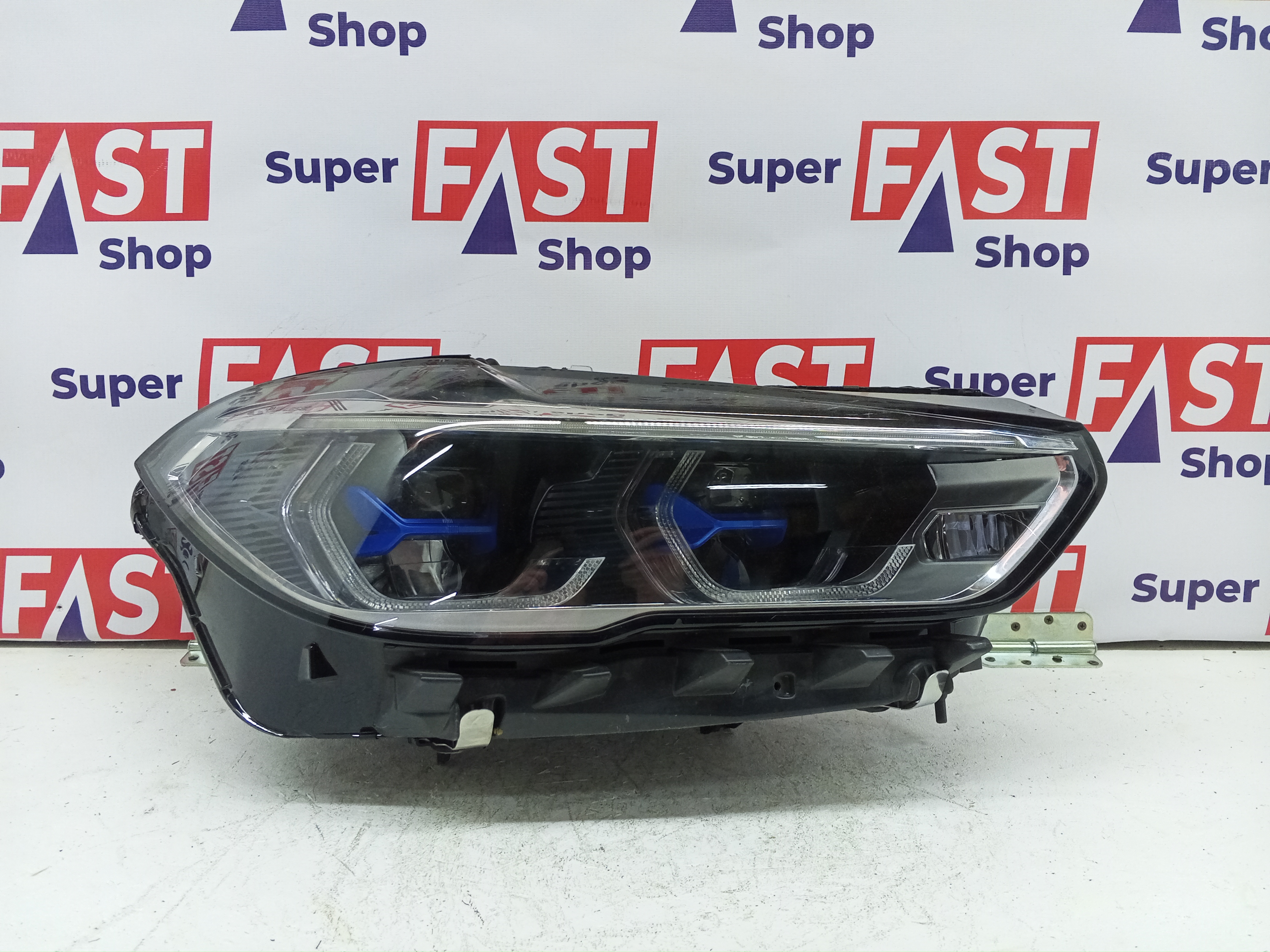 правая фара BMW X5 G05 LASER