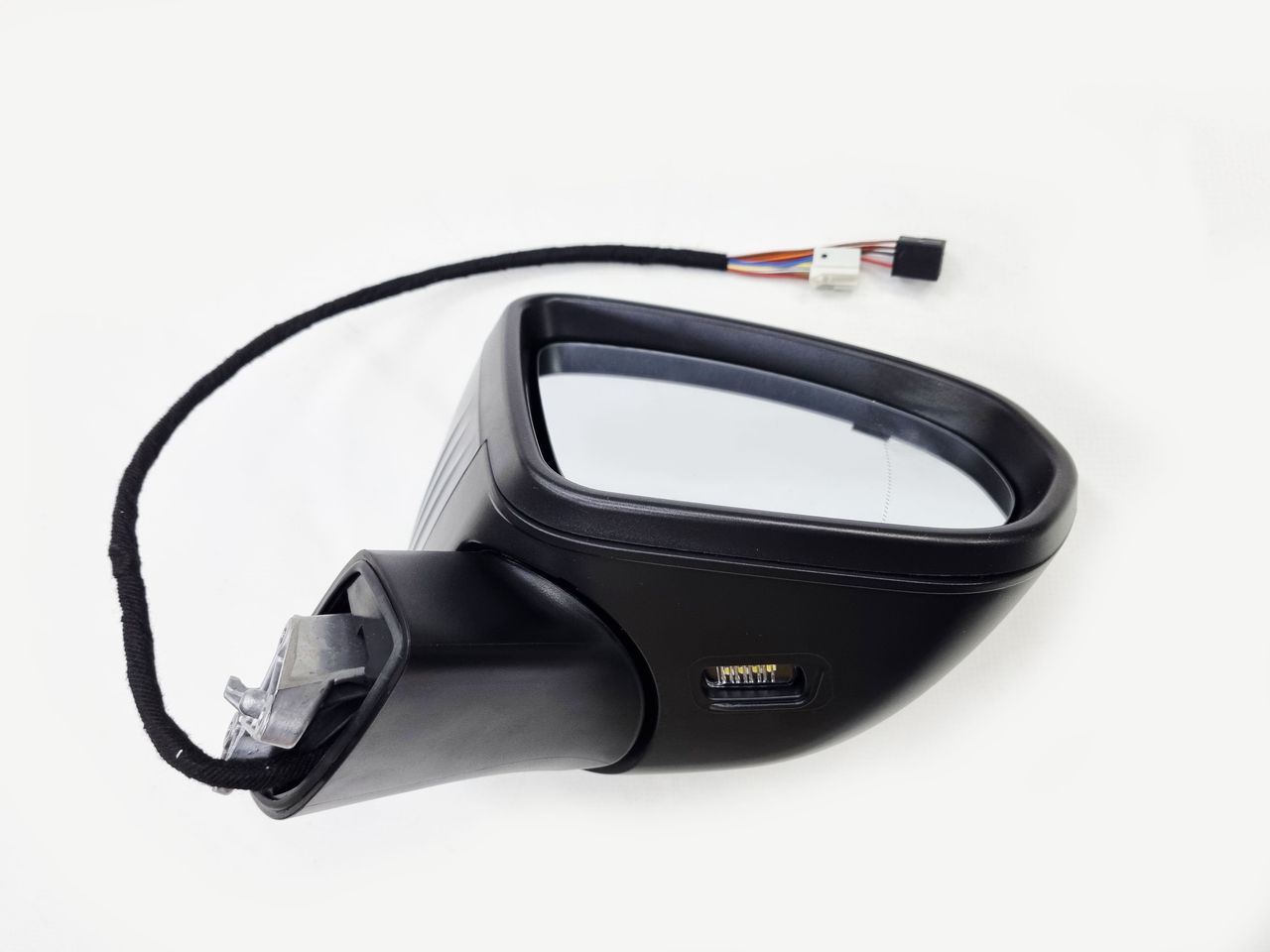 Mercedes CLA C118 дорестайлинг правое зеркало 14 Pin