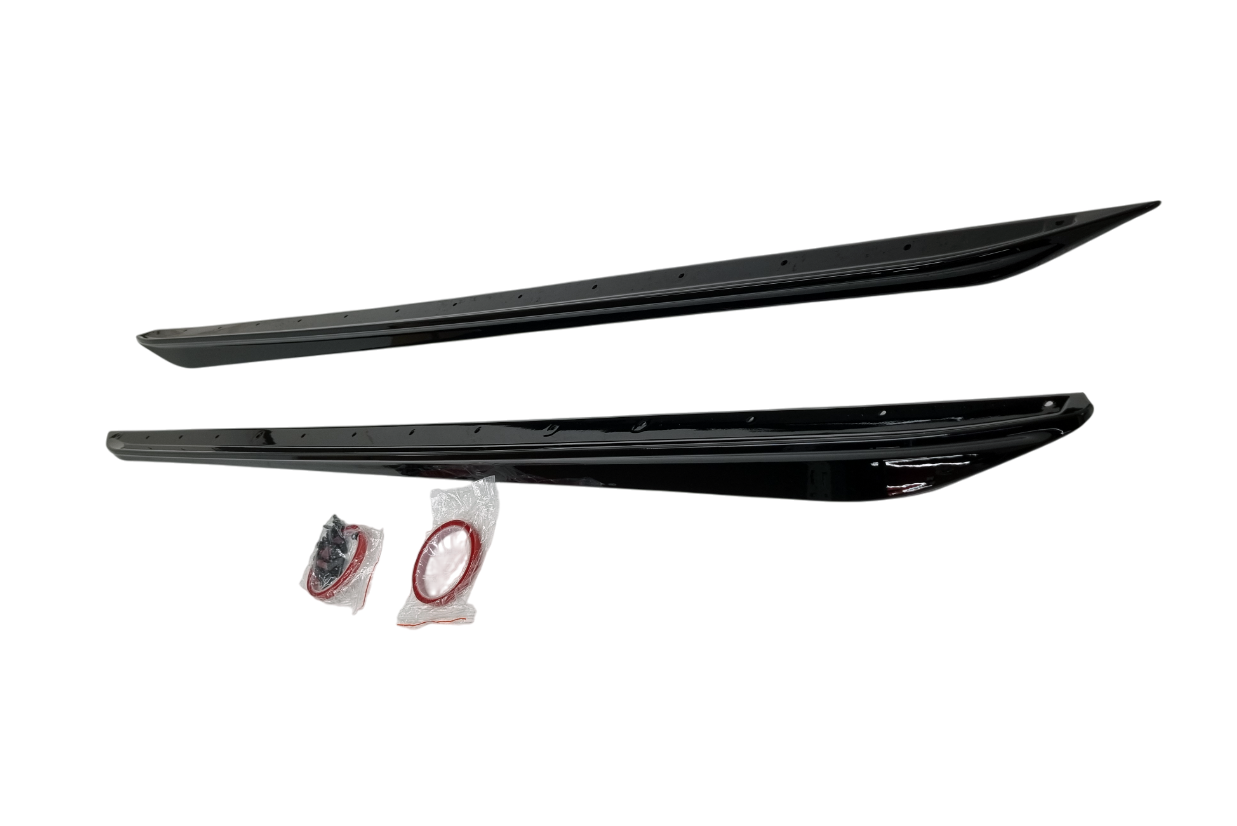 BMW 3 G20 лезвия на пороги M Performance глянец