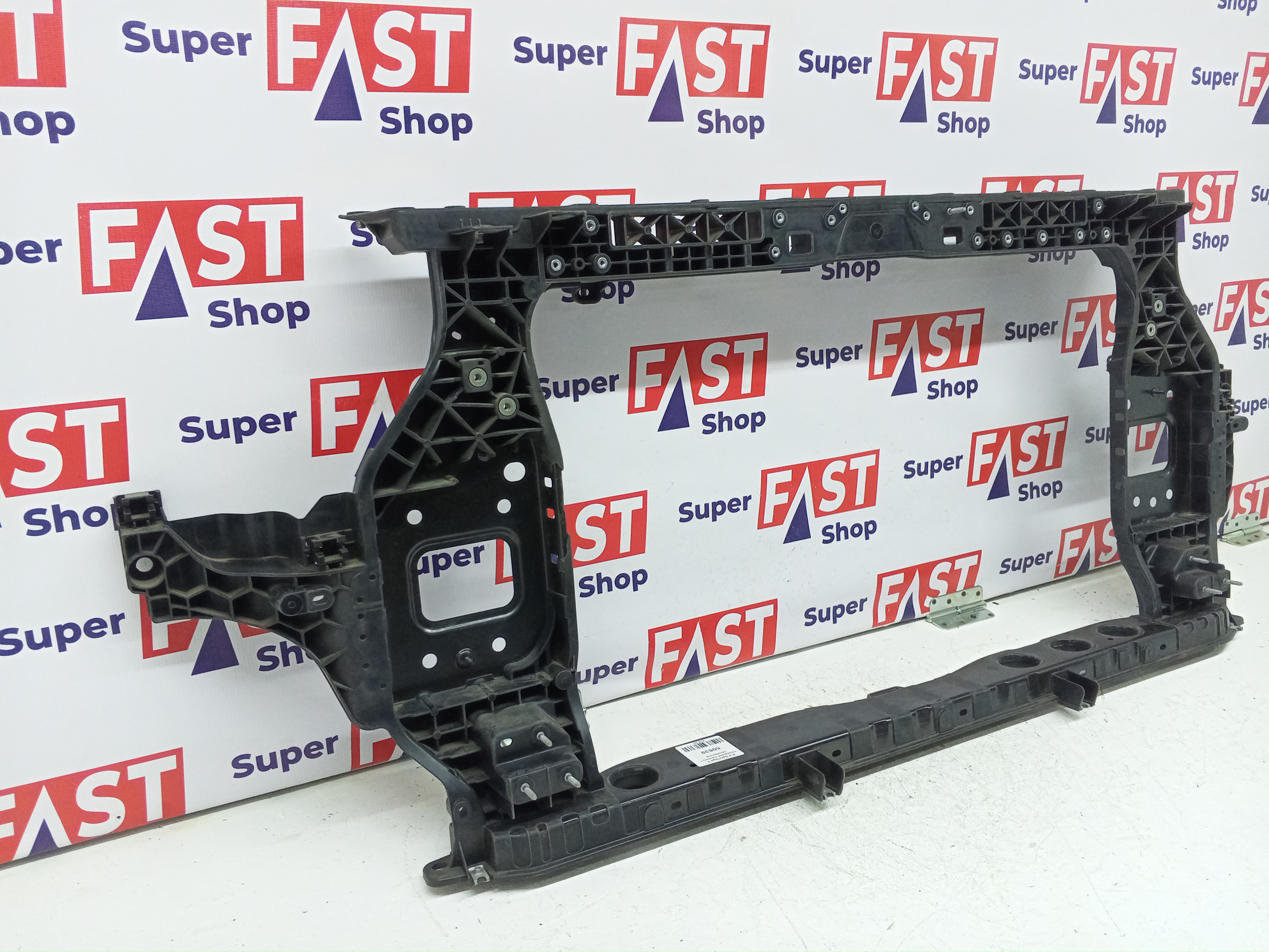 Kia Sportage 5 передняя панель / телевизор