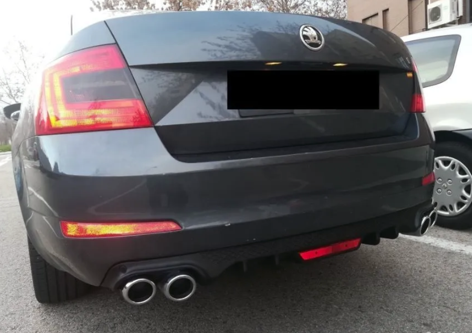 Skoda Octavia A7 рестайлинг 2017-2023 диффузор RS с насадками