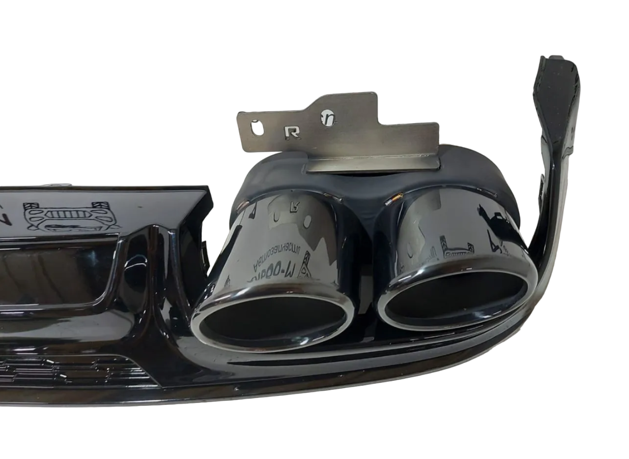 Audi A6 C8 S6 диффузор с черными насадками в S-line