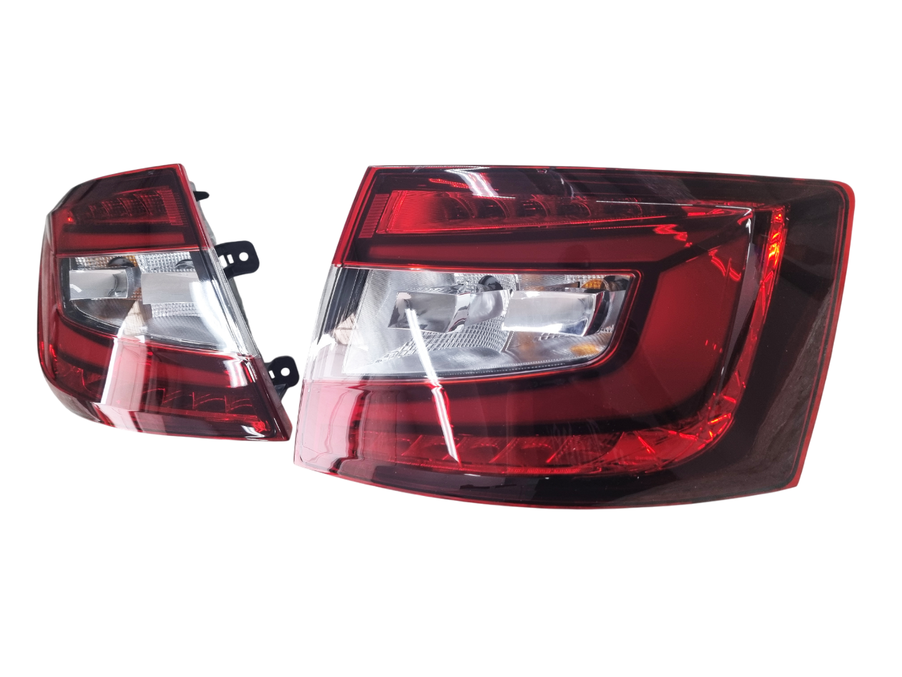 Skoda Octavia A7 дорест и рест 2013-2022 фонари LED динамические тюнинг