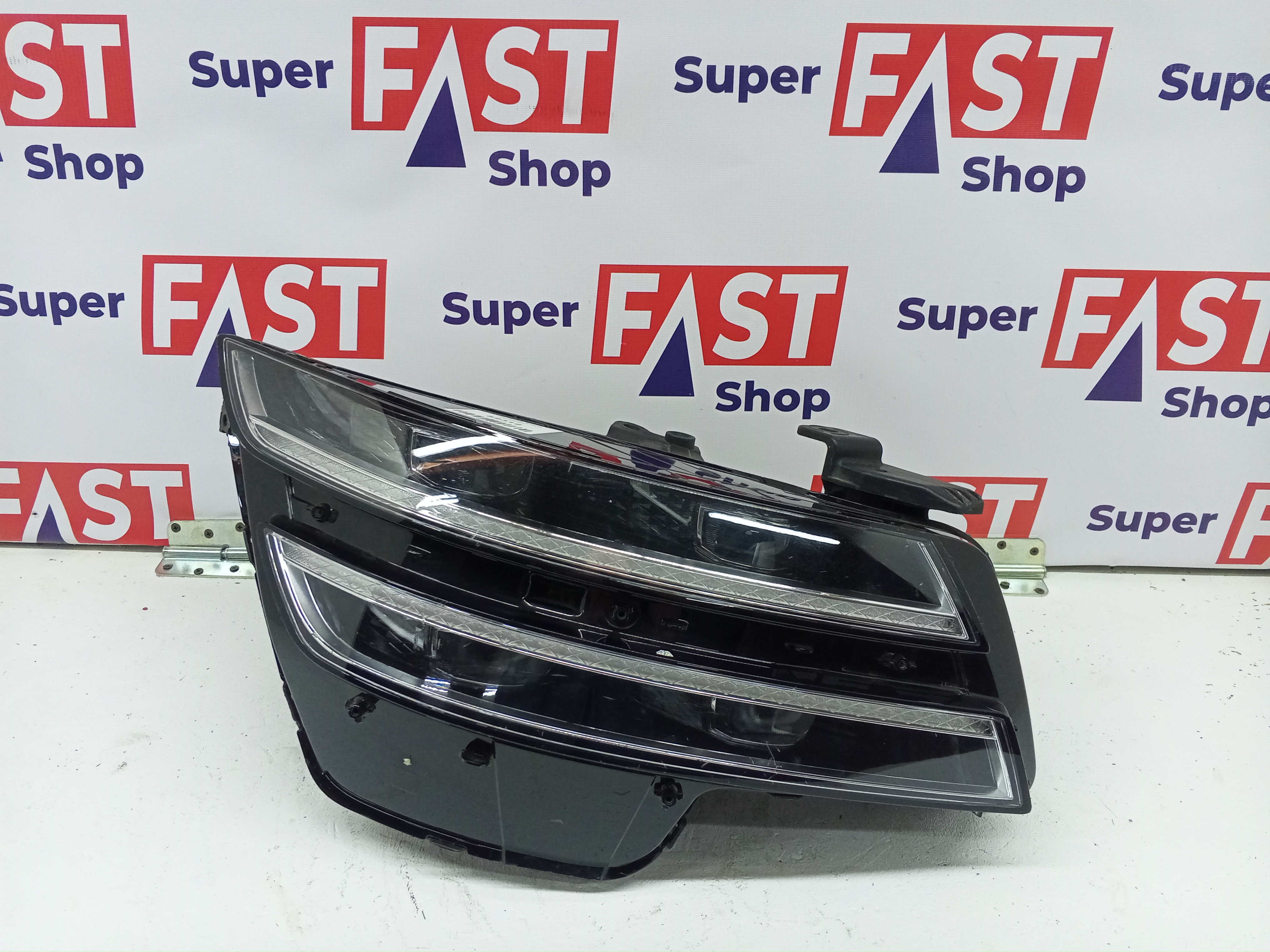 Genesis G80 2 LED 2020-2024 фара правая