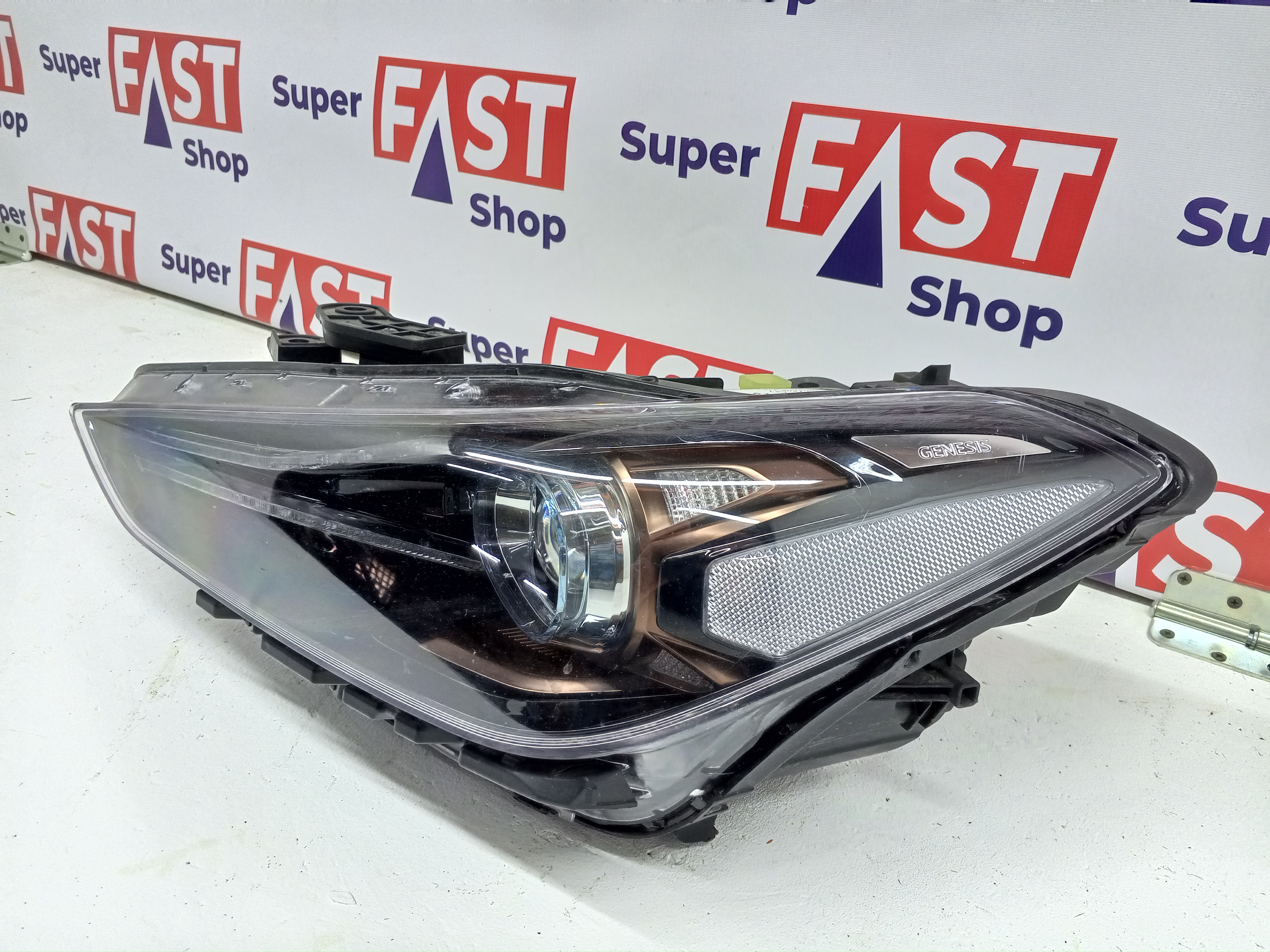 левая фара Genesis G70 2017-2021 Full Led