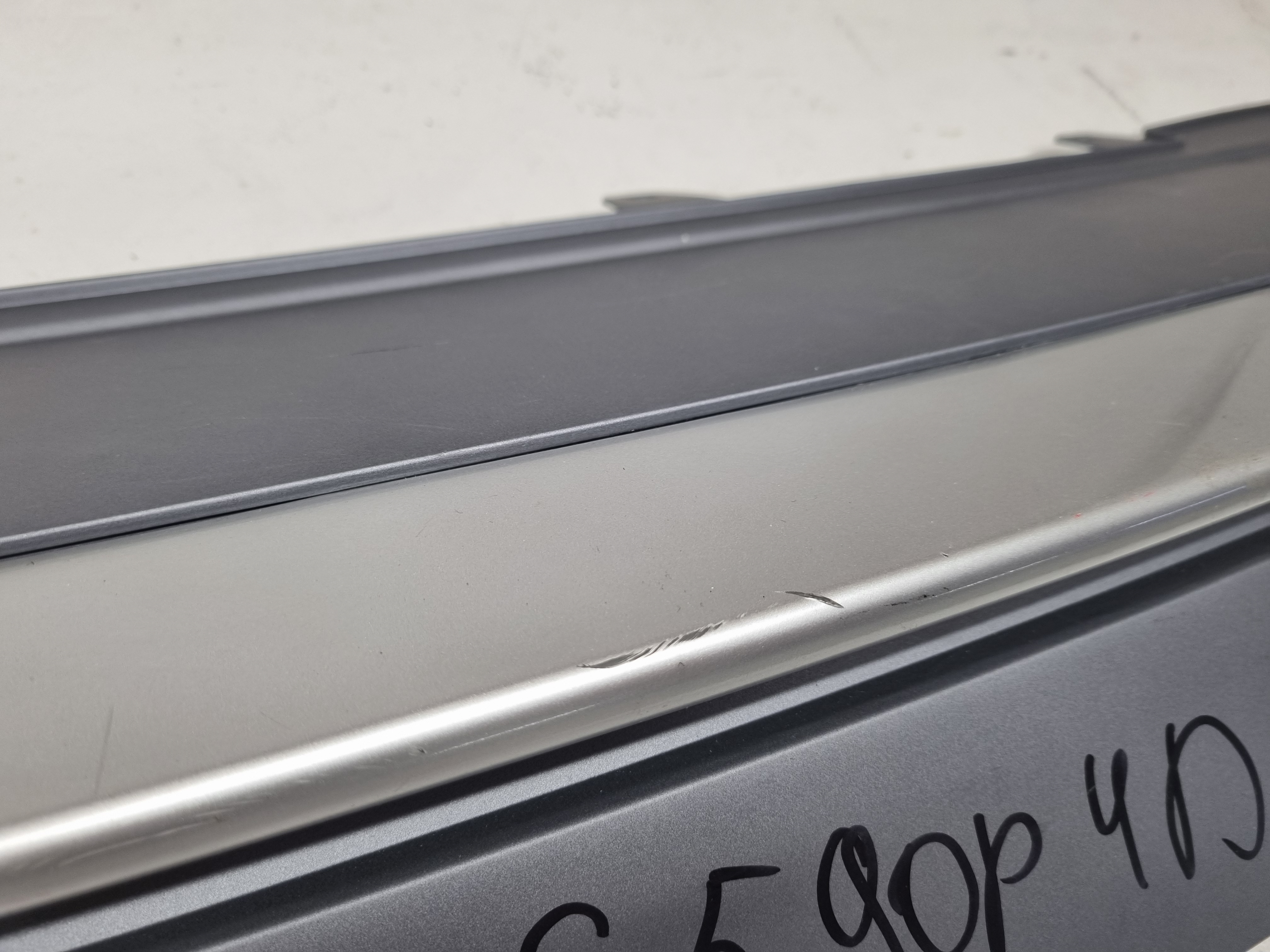 Дефект 21 Audi A5 8T дорестайлинг диффузор S5 в обычный бампер лифтбек