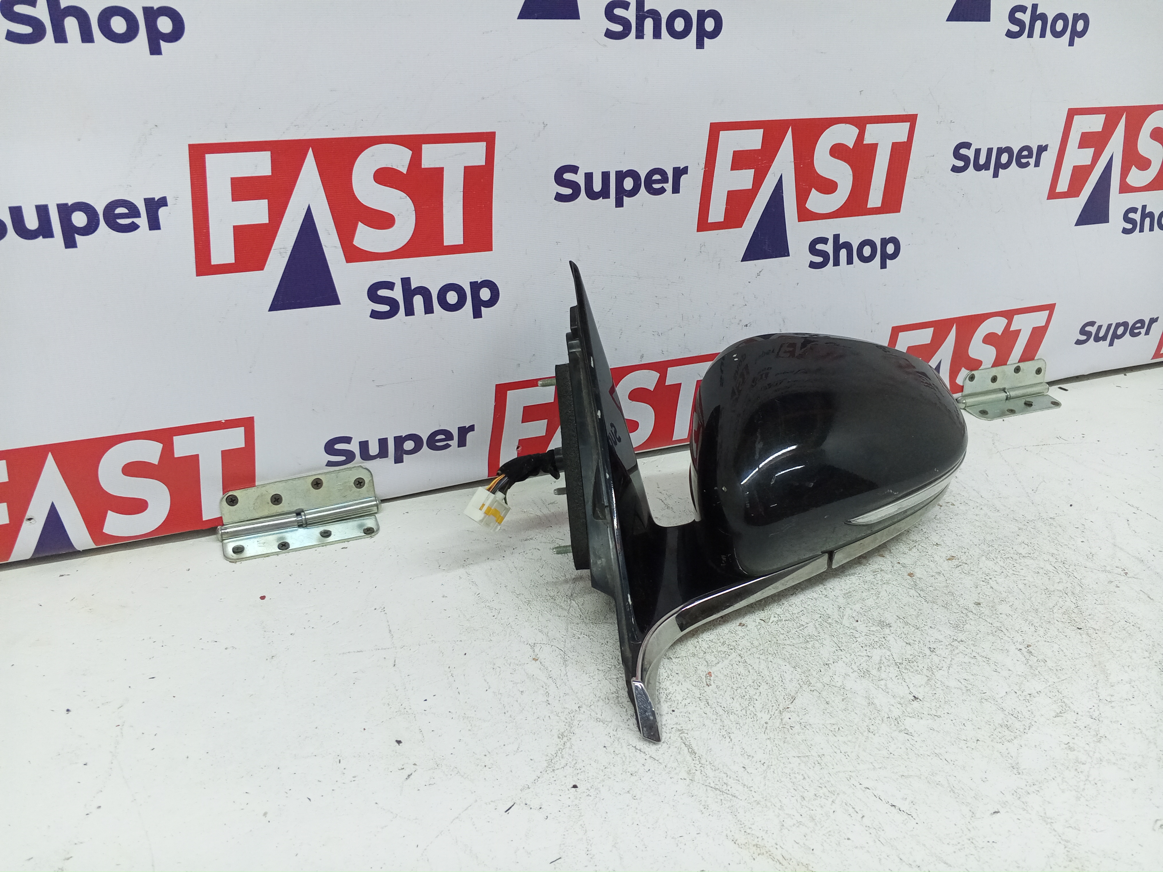 левое зеркало Genesis G70 на 14+1 пин