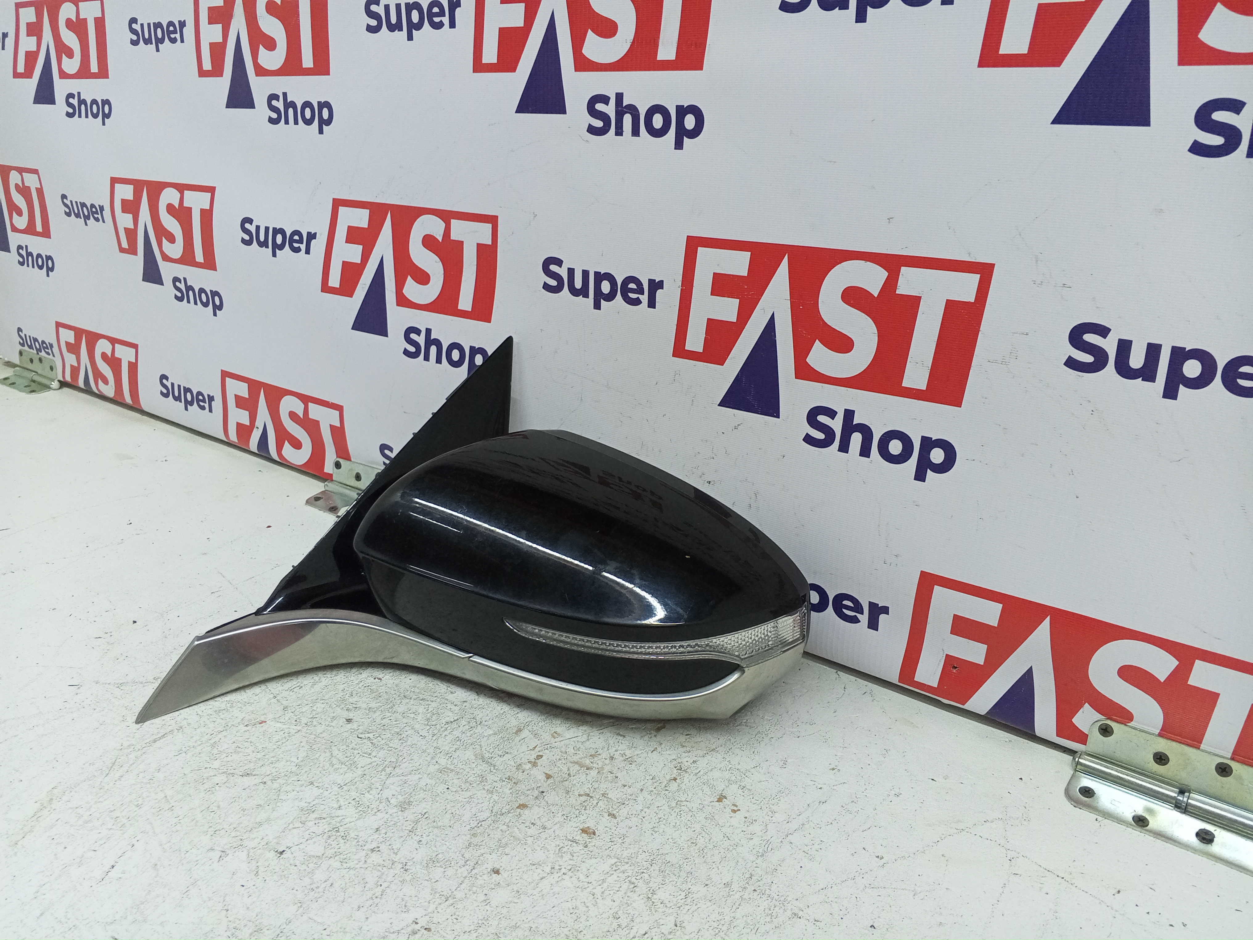 Kia K900 9+1 пин левое зеркало