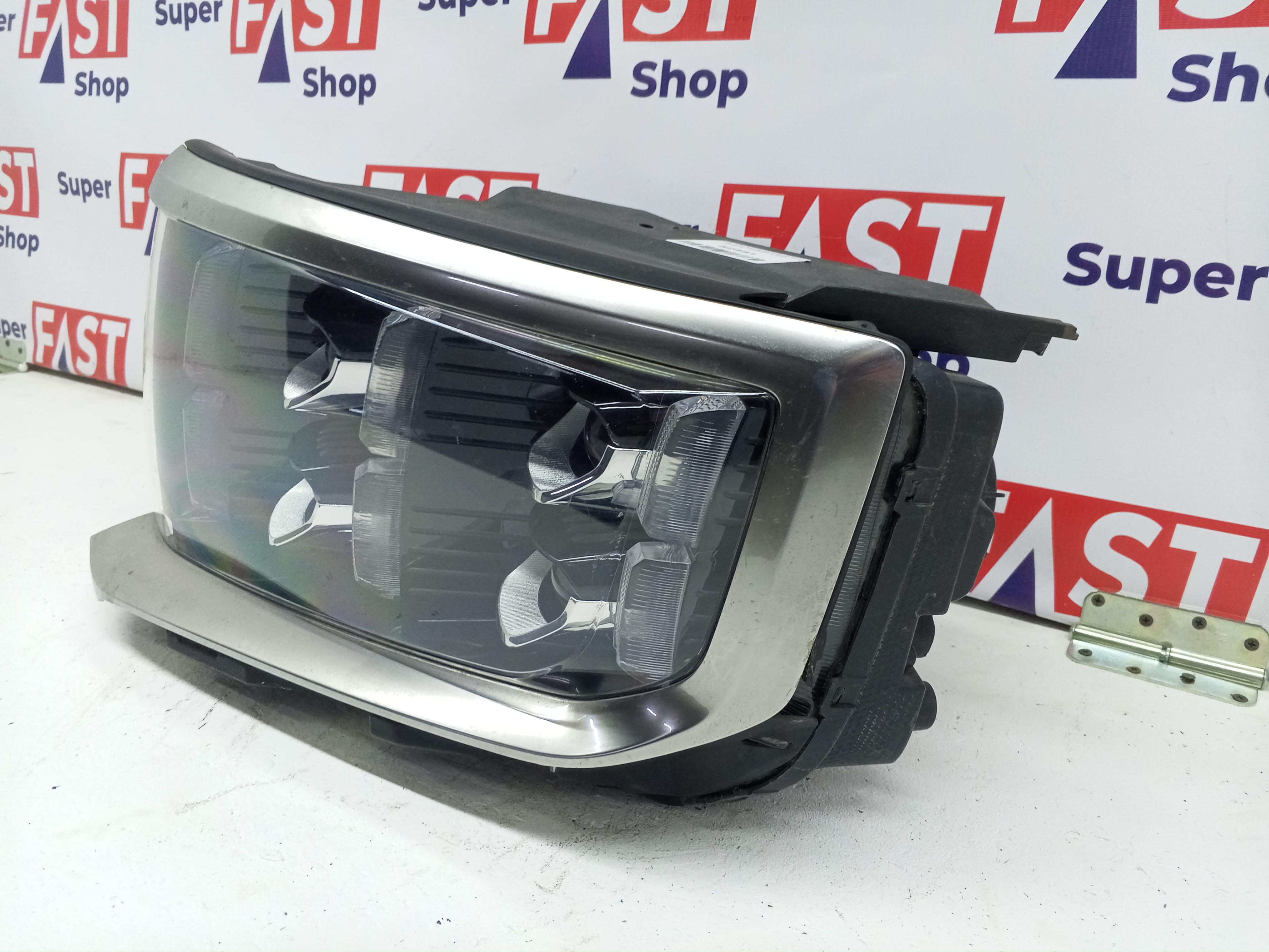 Kia Mohave 2019-2024 фара левая LED