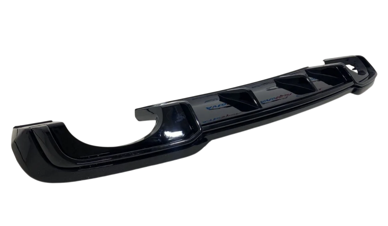 Audi A3 8V рестайлинг диффузор RS3 без насадок в седан S-line