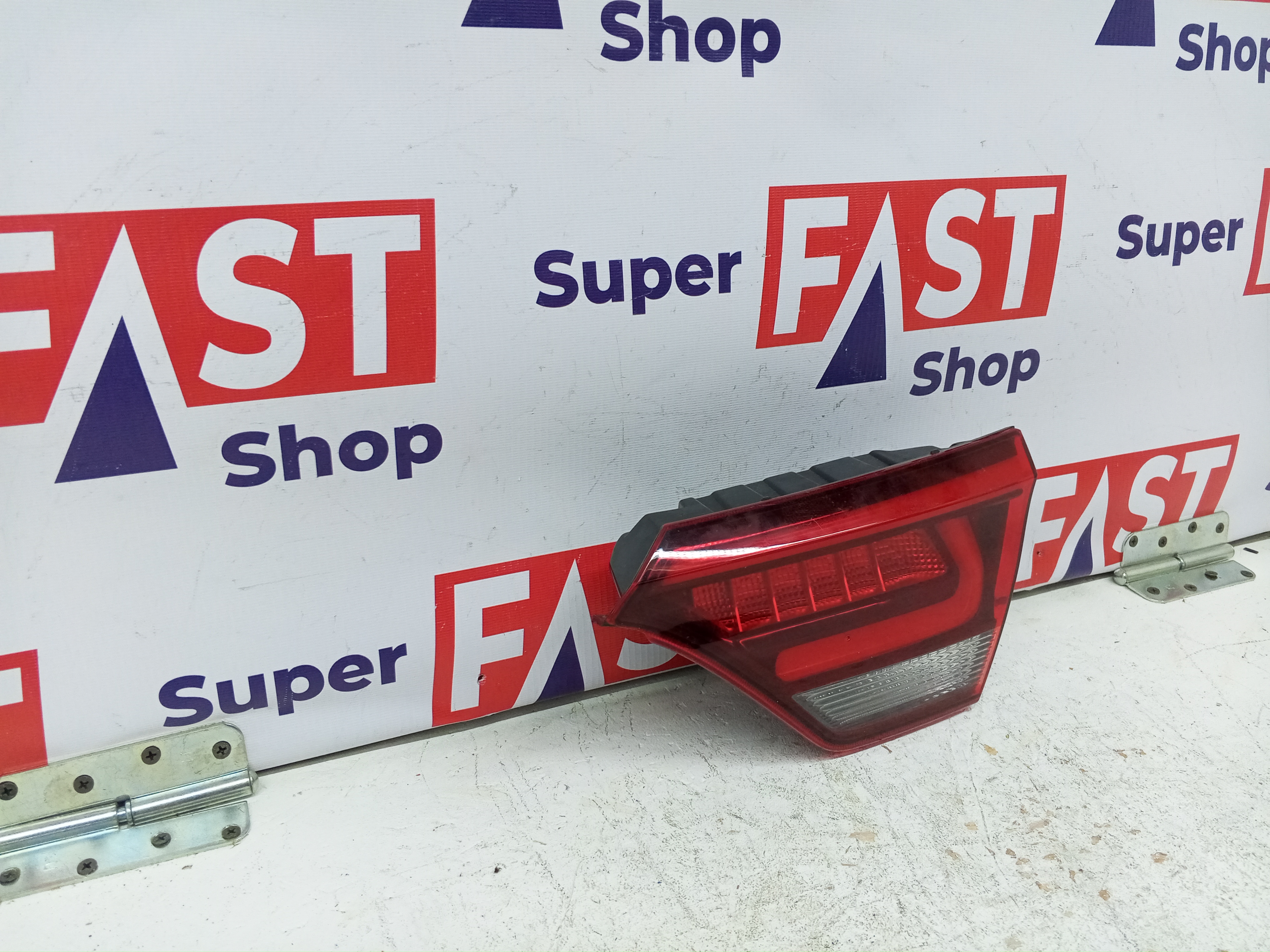 правый задний фонарь Kia Rio 4 LED в крышку