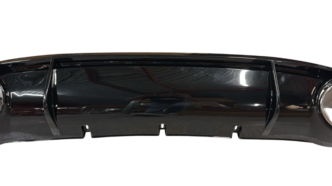 Audi A4 B8 рестайлинг RS4 диффузор с насадками