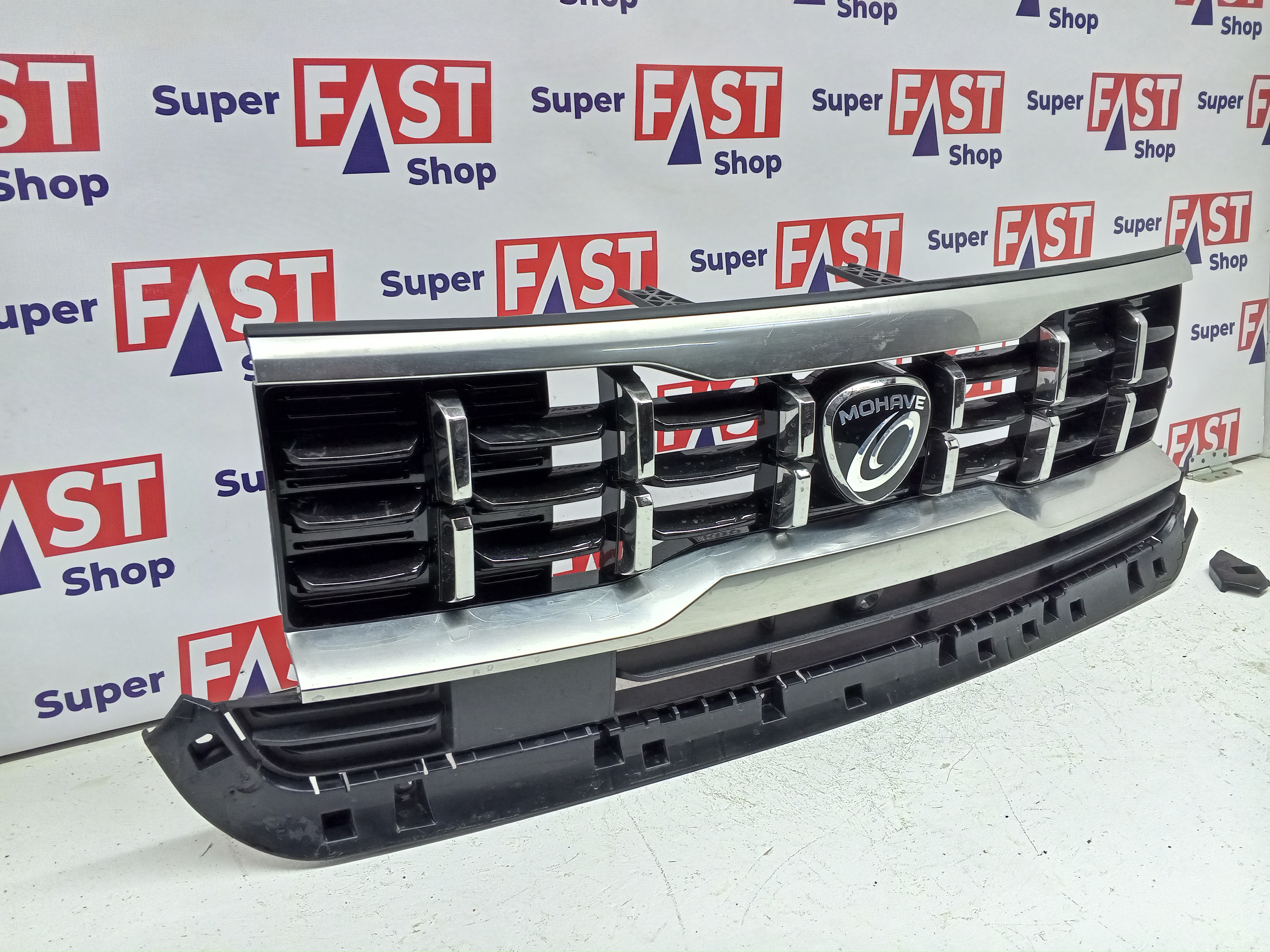 Kia Mohave 2019-2024 решетка радиатора