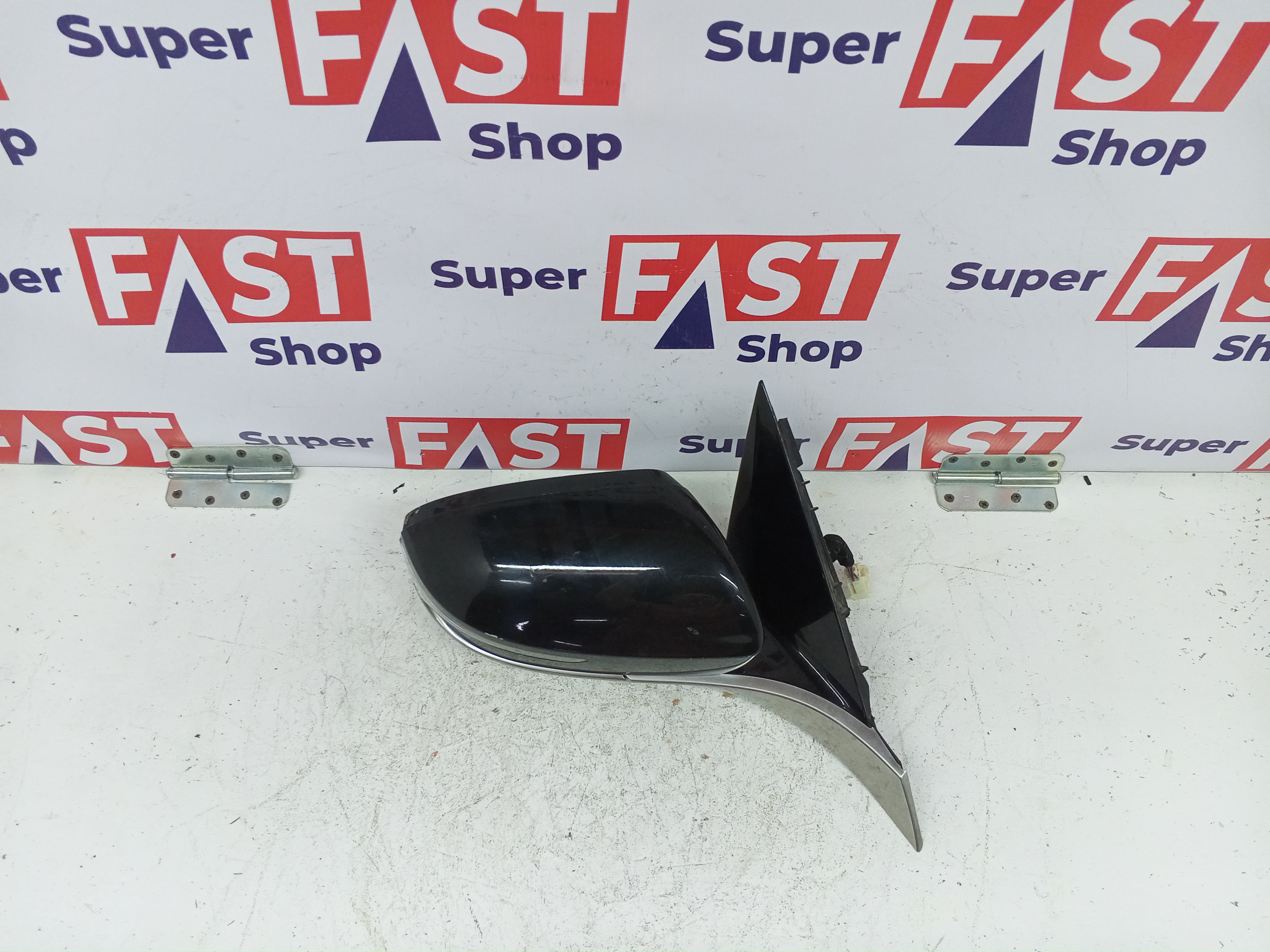 Kia K900 правое зеркало 9+1 пин