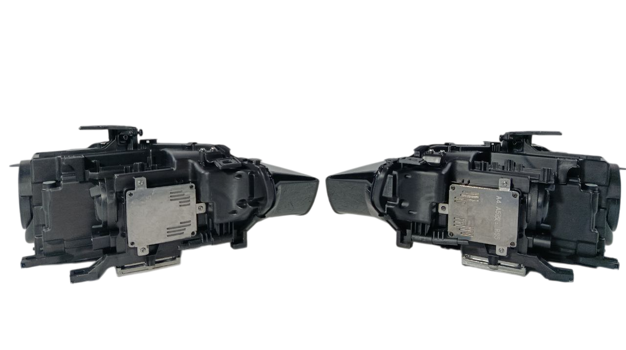 Audi A5 8T рестайлинг комплект фар с ксенона в LED Matrix