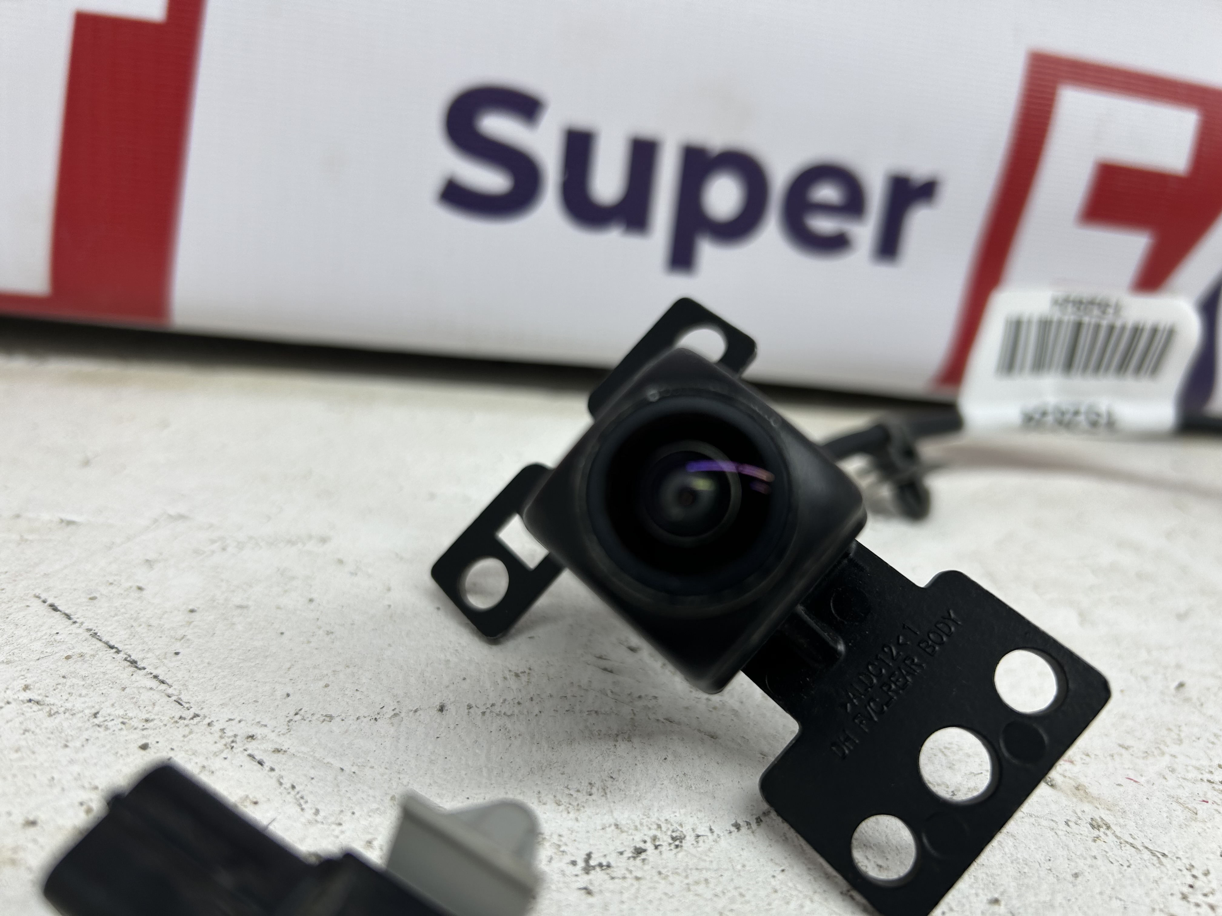 Камера передняя Genesis G80