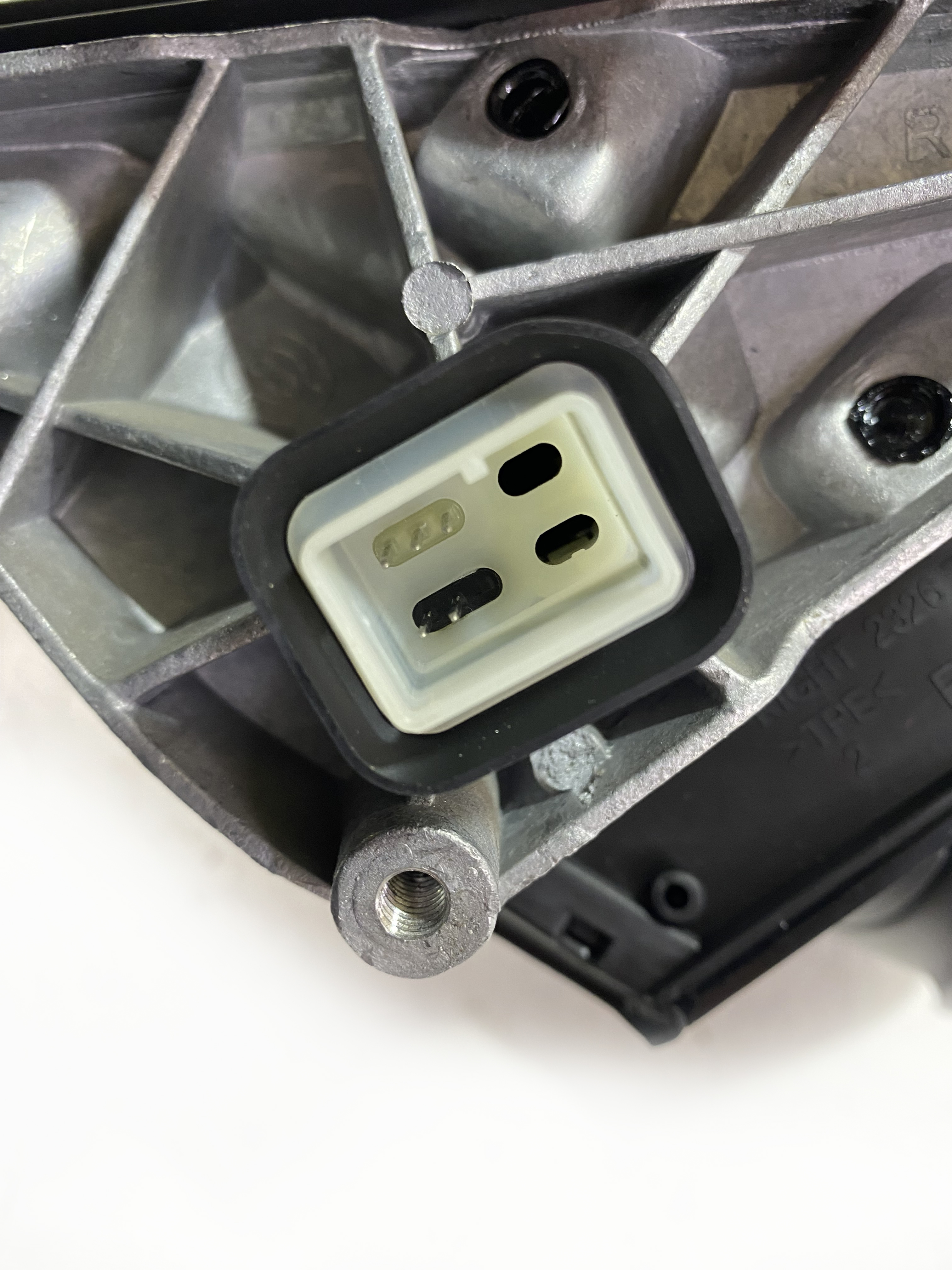 BMW X1 F48 X2 F39  года зеркало левое 5 контактов