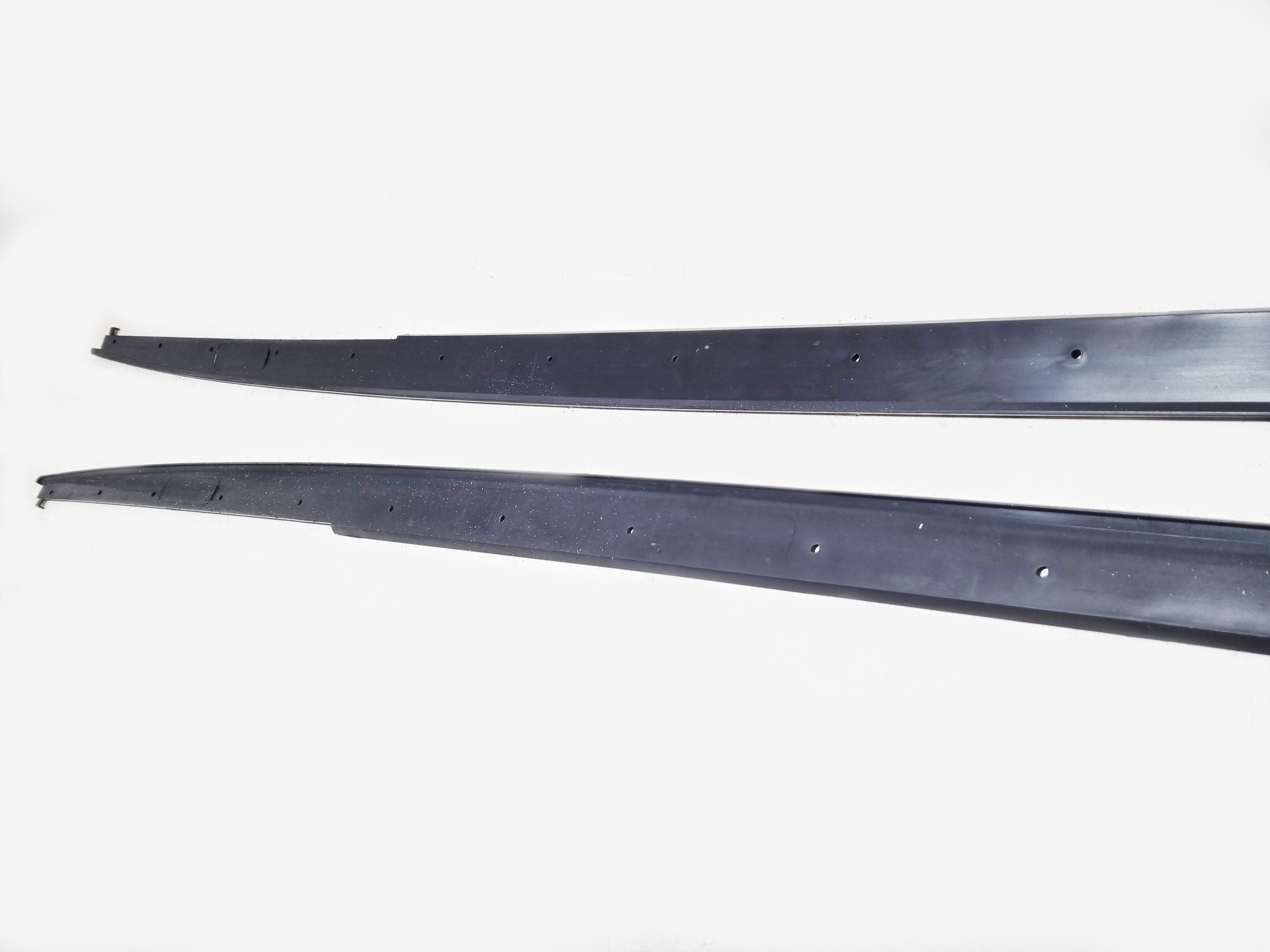 BMW F30 лезвия на пороги M Performance черный глянец