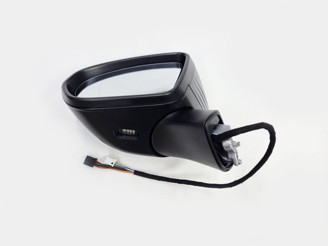 Mercedes CLA C118 дорестайлинг левое зеркало 16 Pin