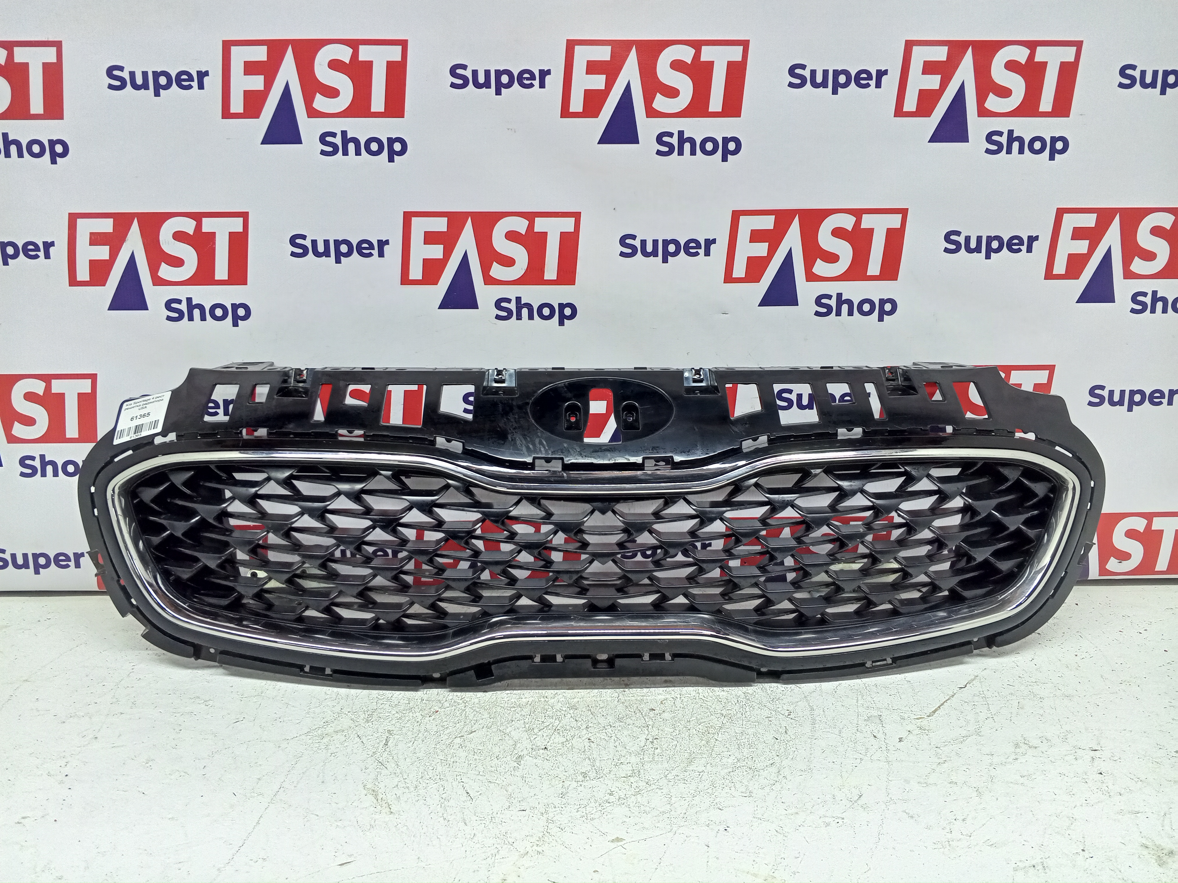 Kia Sportage 4 рест решетка радиатора USA