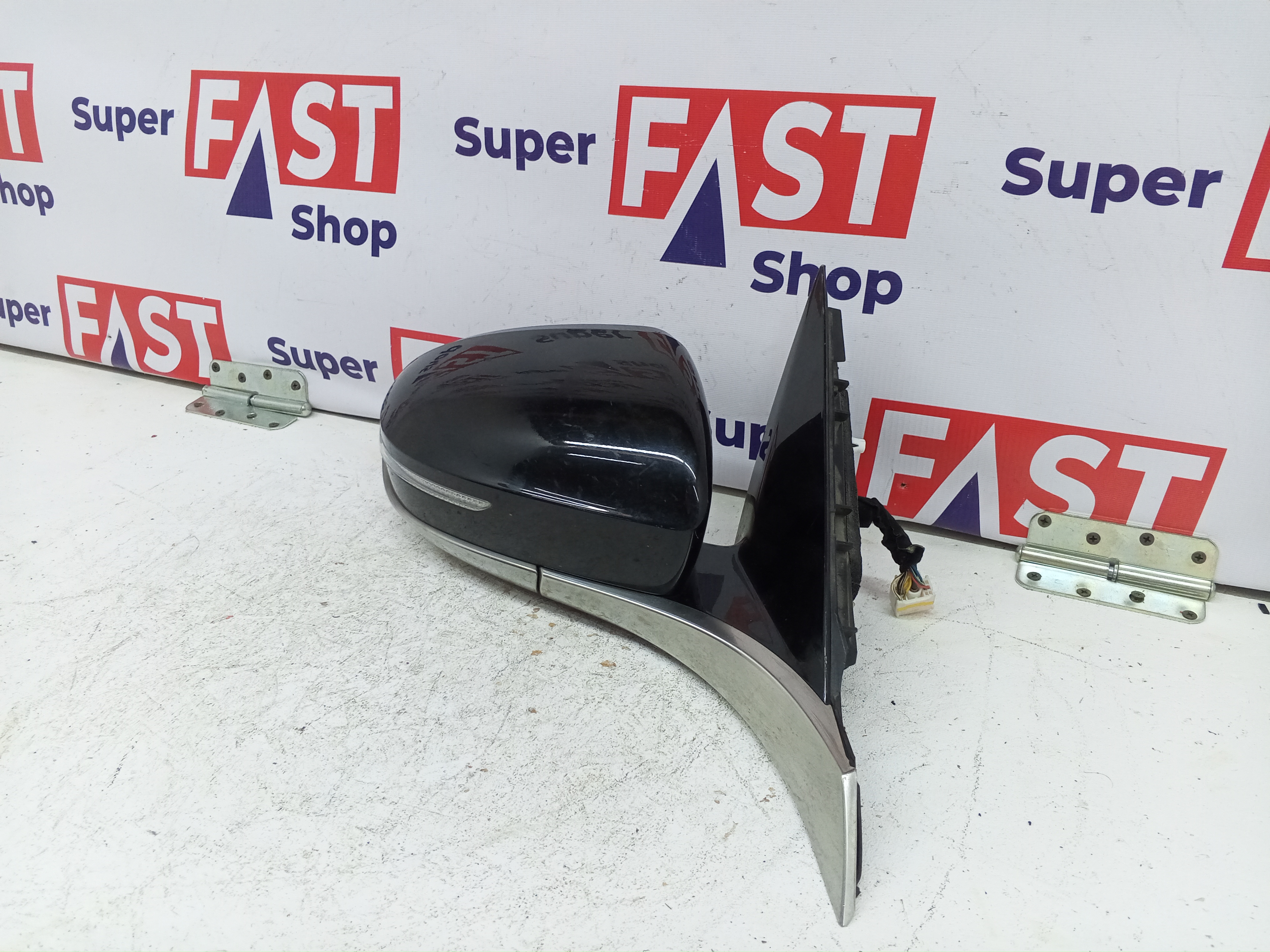 Kia K900 зеркало правое 9+1 пин