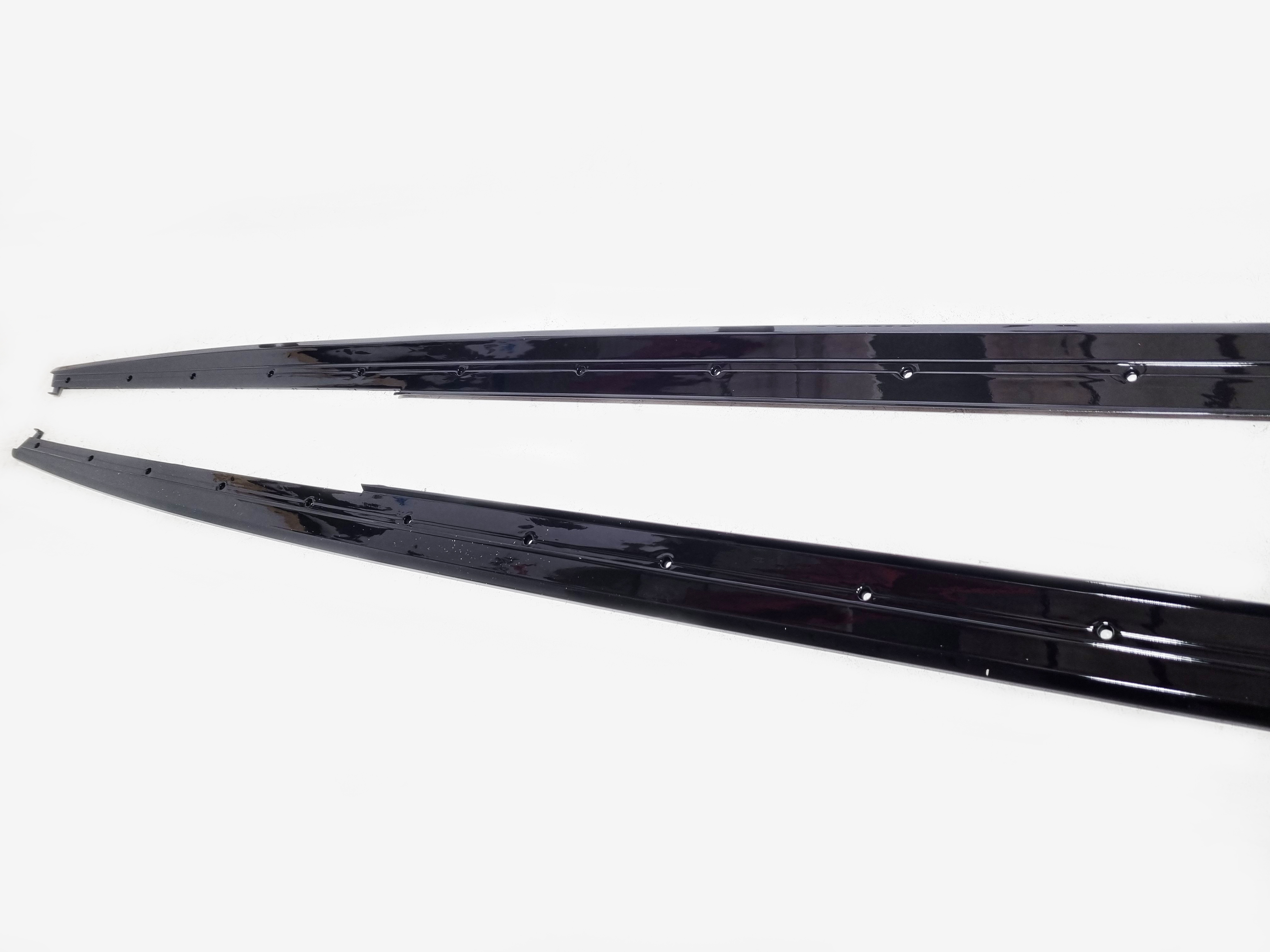 BMW F30 лезвия на пороги M Performance черный глянец