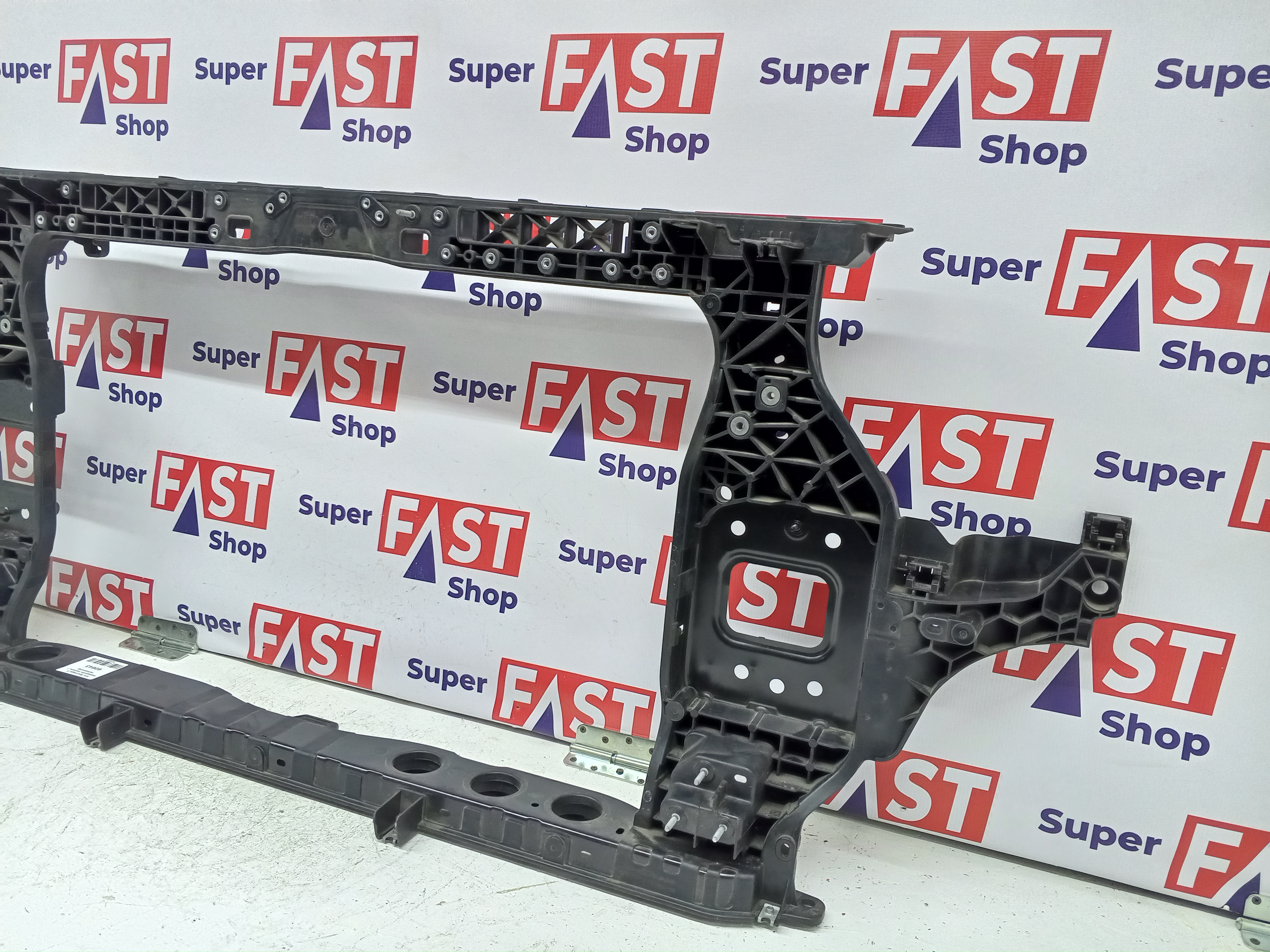 Kia Sportage 5 передняя панель / телевизор