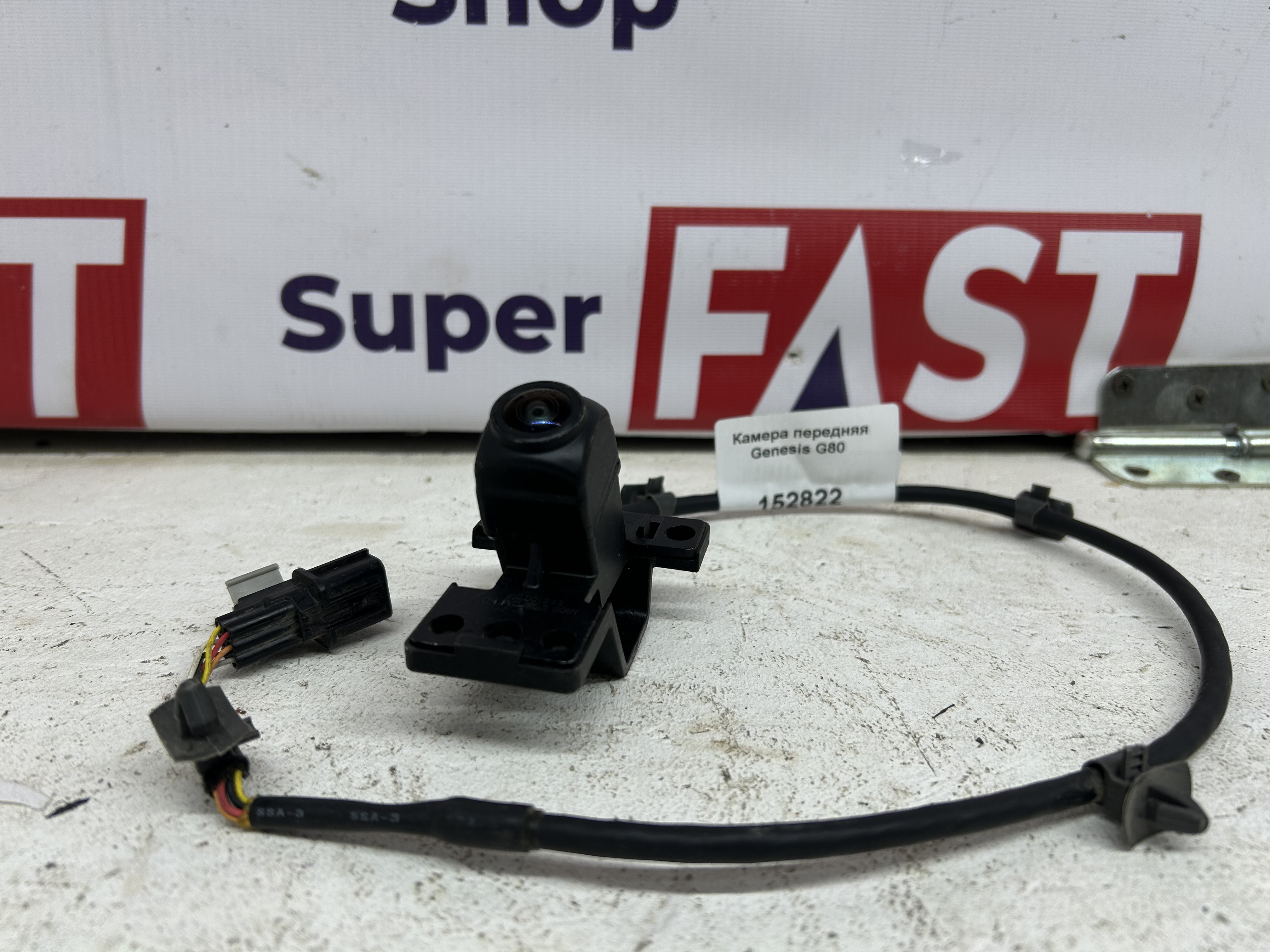 Камера передняя Genesis G80