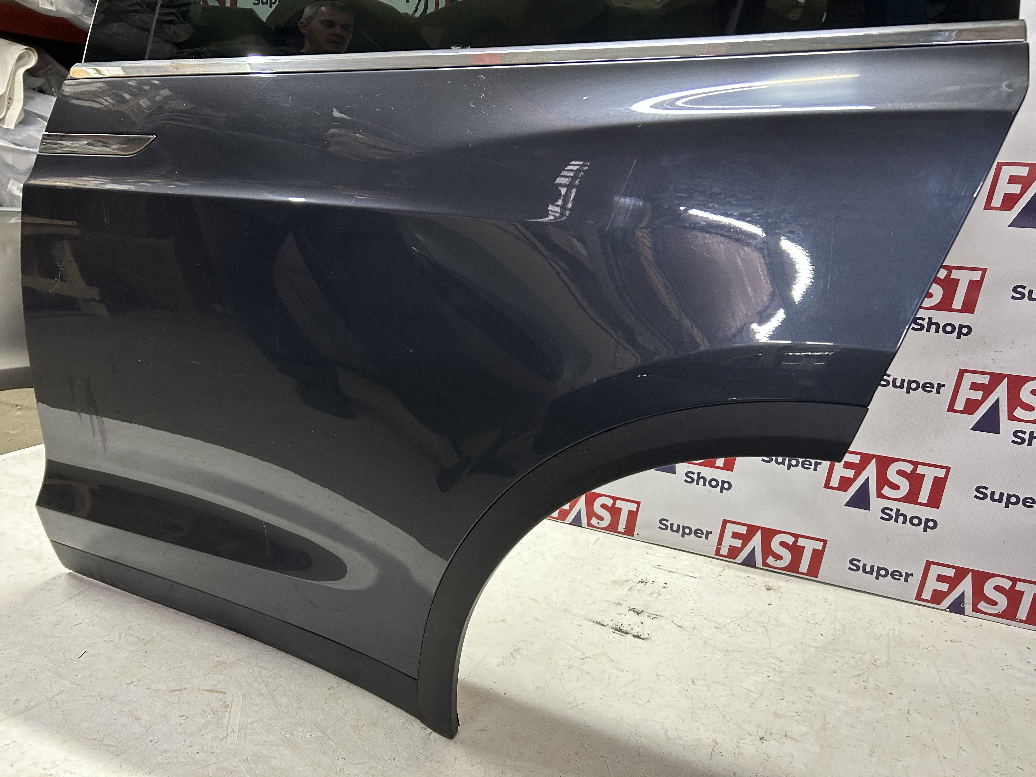 Дверь задняя левая Tesla Model X 2015