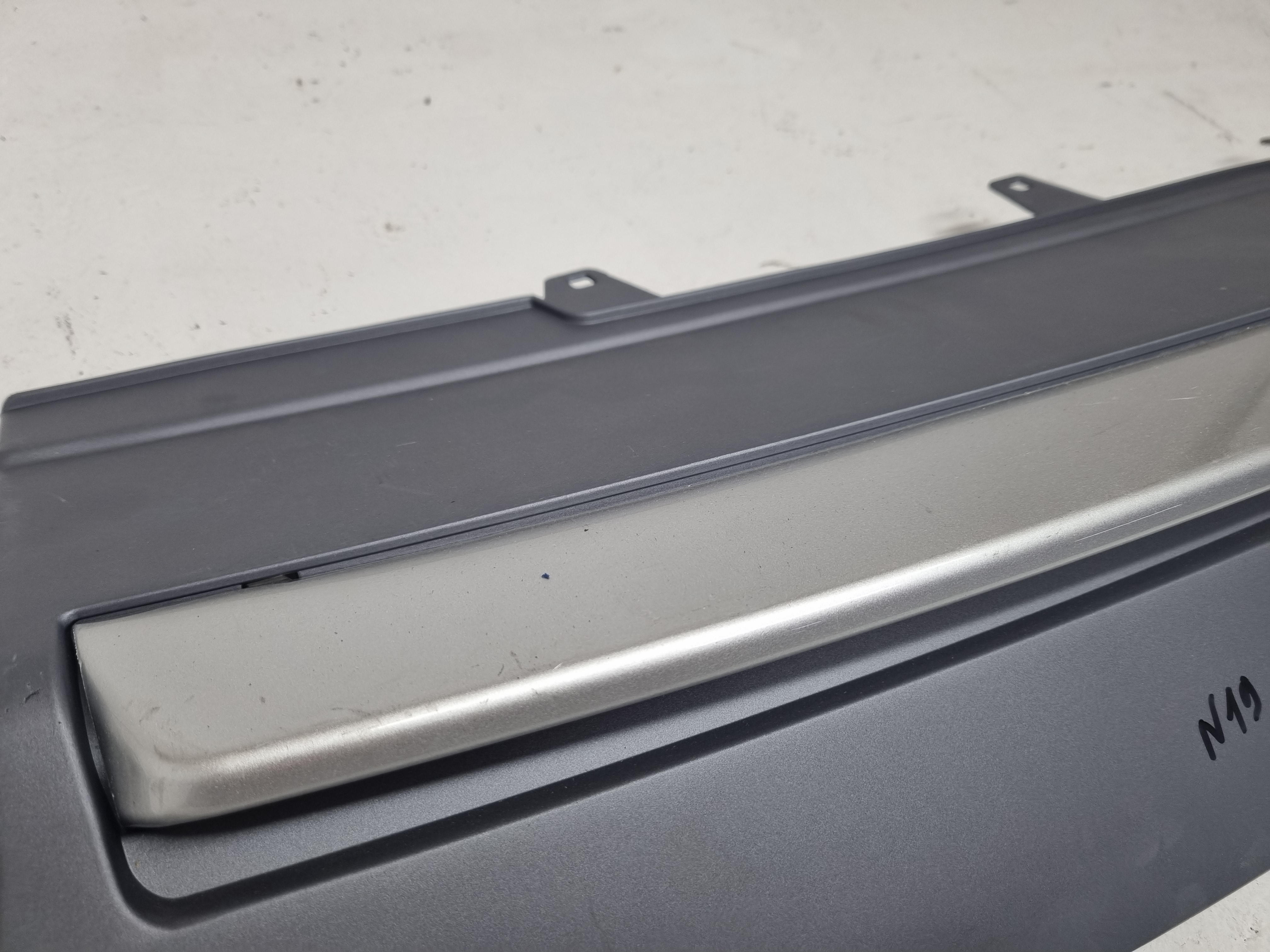 Дефект 19 Audi A5 8T дорестайлинг диффузор S5 в обычный бампер лифтбек