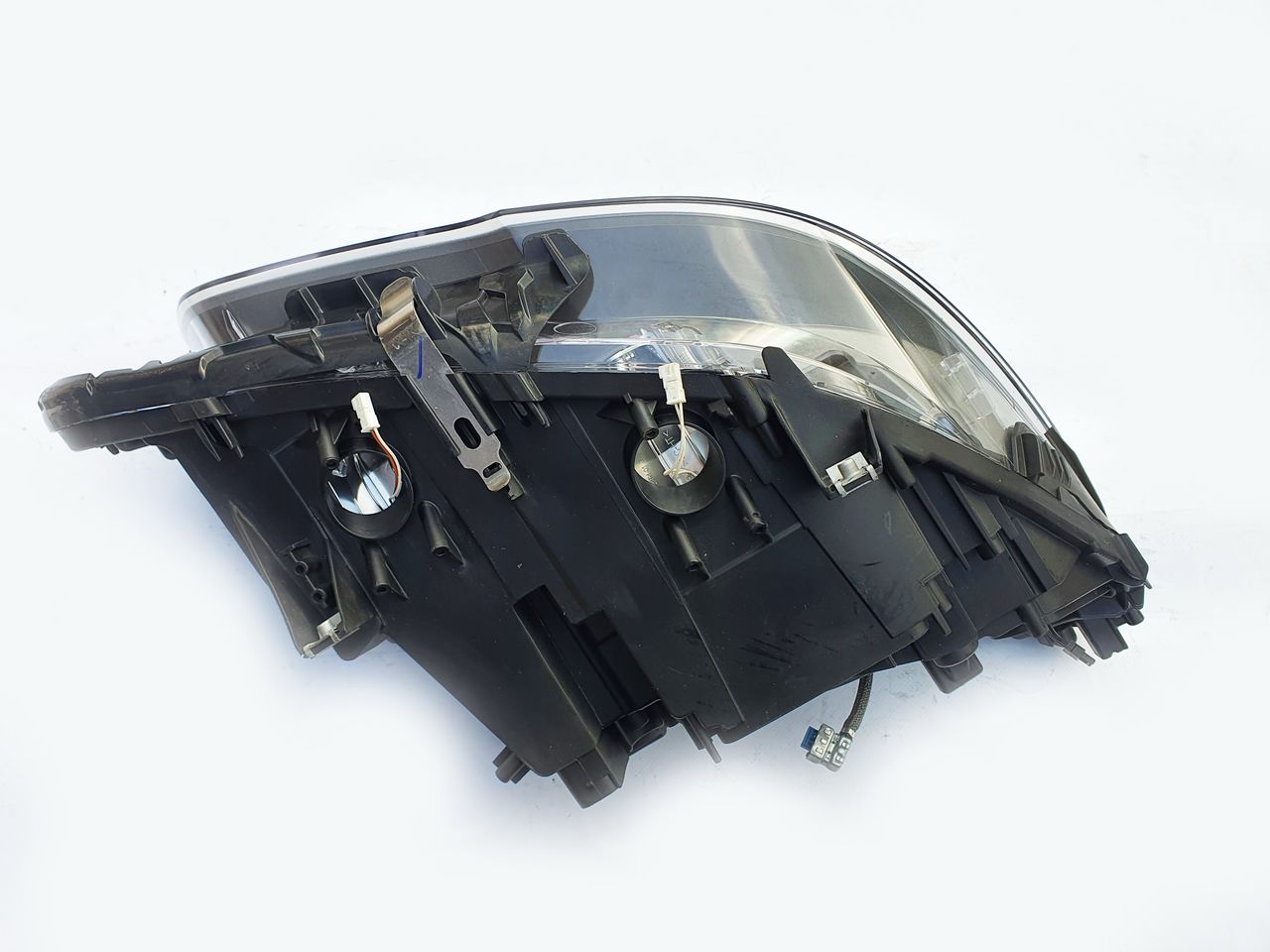 BMW F07 2009-2013 фара левая ксенон адаптивная б\у