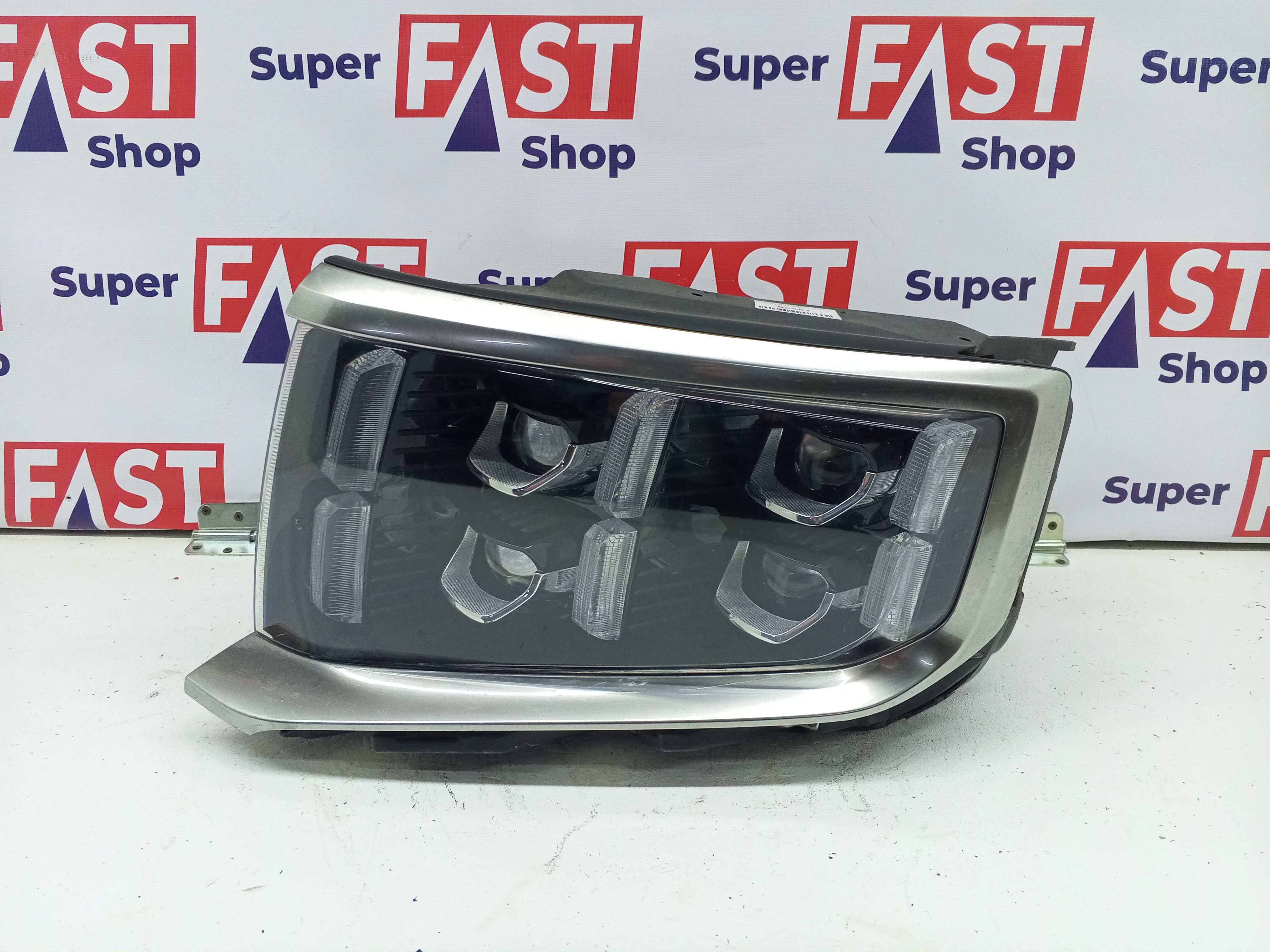 Kia Mohave 2019-2024 фара левая LED