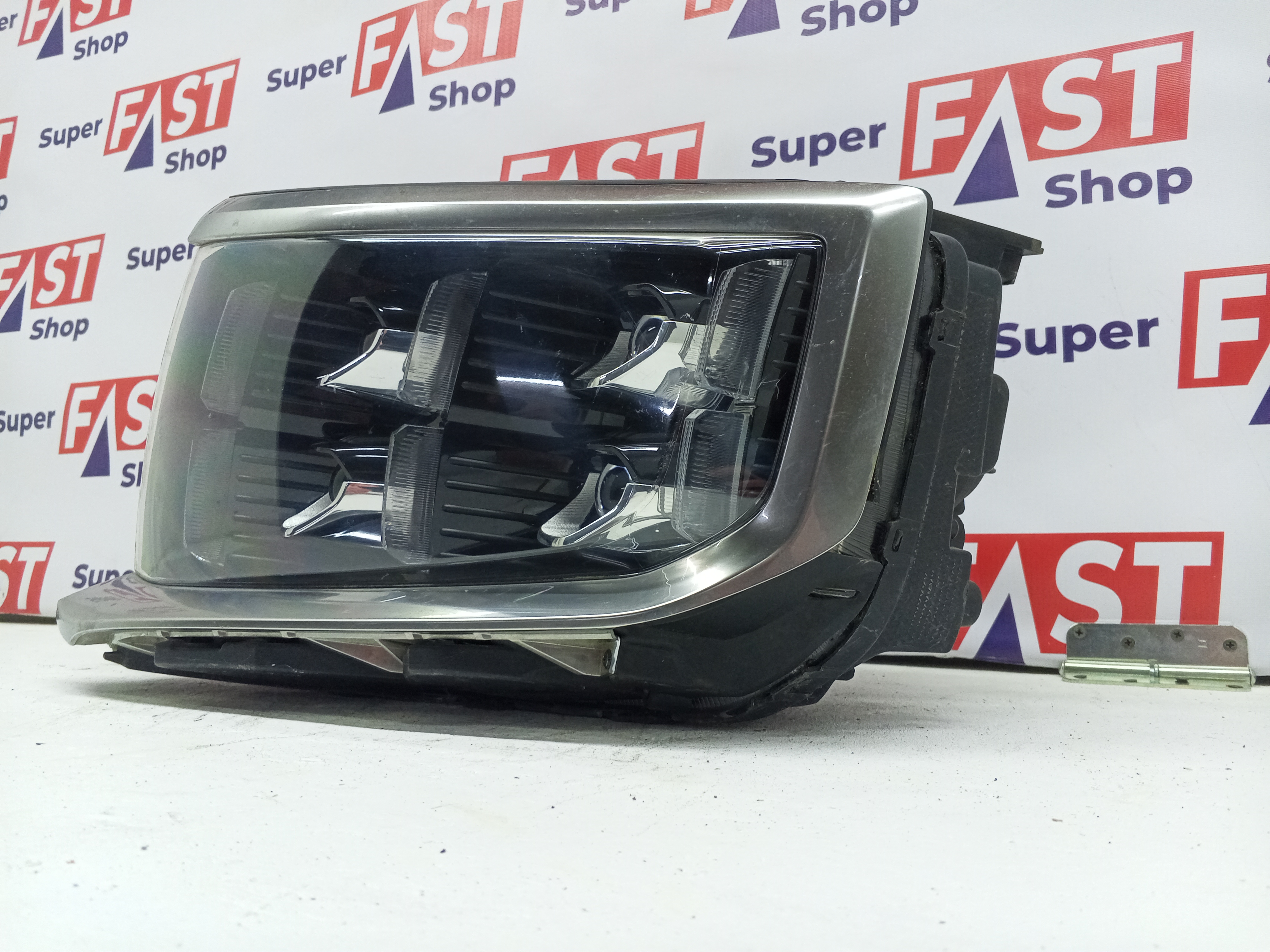 Kia Mohave 2019-2024 фара левая LED