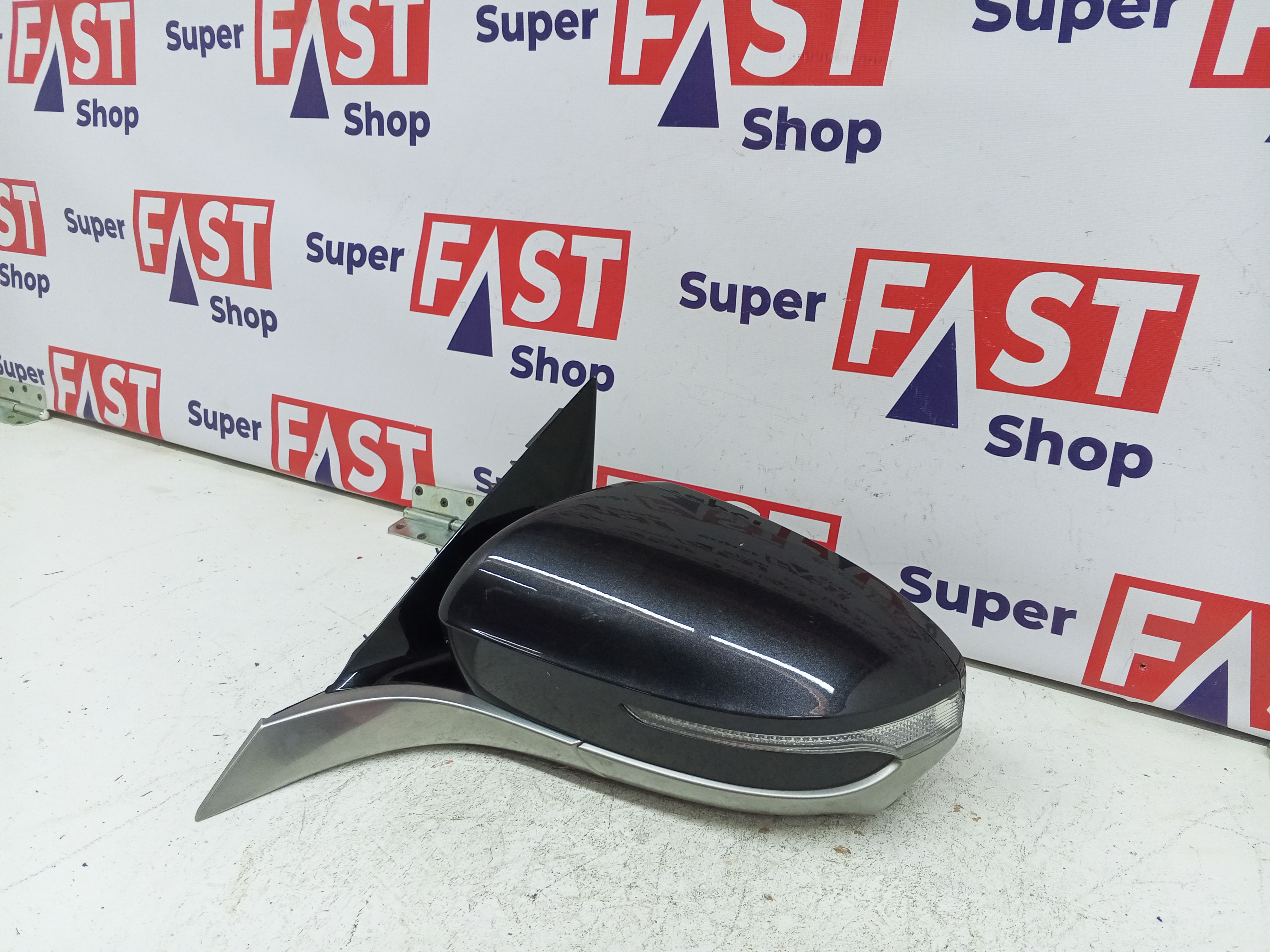 левое зеркало Kia K900 9+1 пин