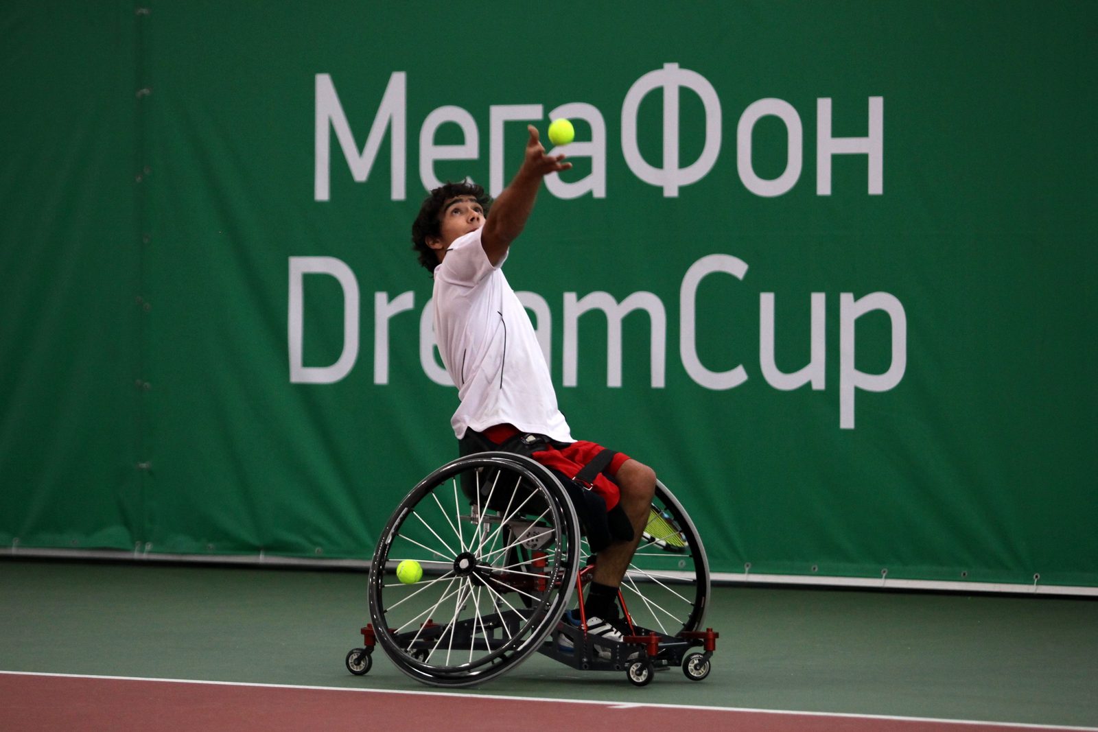 Главный приз MegaFon DreamCup достался испанцу Даниэлю Каверзаши — фото 2