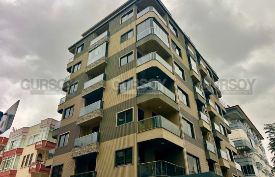 Меблированная квартира 2+1 с тёплыми полами в центре Аланьи в 50 метрах от моря в Турции - фото 1