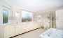 villa-4-2-s-shikarnymi-vidovymi-kharakteristikami-v-raione-kargydzhak-240-m2 в Турции - фото 2