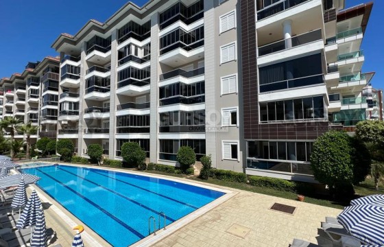 Квартира 1+1 на первой береговой линии в Кестеле, 70 м2. в Турции - фото 8