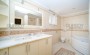 prostornaya-meblirovannaya-villa-6-1-s-basseinom-i-shikarnymi-vidami-v-kargydzhake-240-m2 в Турции - фото 2