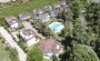 meblirovannaya-3-kh-etazhnaya-villa-7-1-v-komplekse-s-basseinom-i-parkovkoi-v-kestele-420-m2 в Турции - фото 2