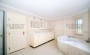 villa-s-potryasayushimi-vidami-na-more-i-gorod-v-kargydzhake-4-2-240m2 в Турции - фото 2