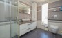shikarnaya-meblirovannaya-villa-4-1-s-basseinom-i-voskhititelnym-vidom-na-more-v-tepe-400-m2 в Турции - фото 2