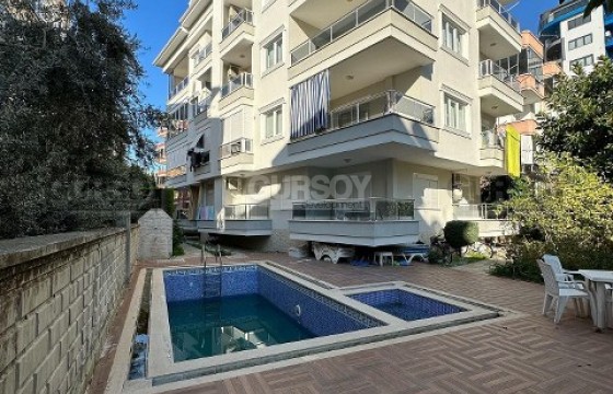 Квартира 2+1 в центре Алании, всего в 500 метрах от пляжа Клеопатры, 110 м2 в Турции - фото 1