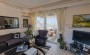 kvartira-planirovkoi-2-1-obshei-ploshadyu-120-m2-s-pryamym-vidom-na-more-v-centre-goroda-alanii в Турции - фото 2