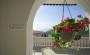 villa-4-1-s-privatnym-uchastkom-v-prestizhnom-raione-tepe-220-kv-m в Турции - фото 2