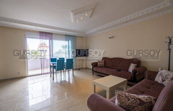 Квартира 2+1 в 100 метрах от моря в Демирташе, 110 кв.м в Турции - фото 1